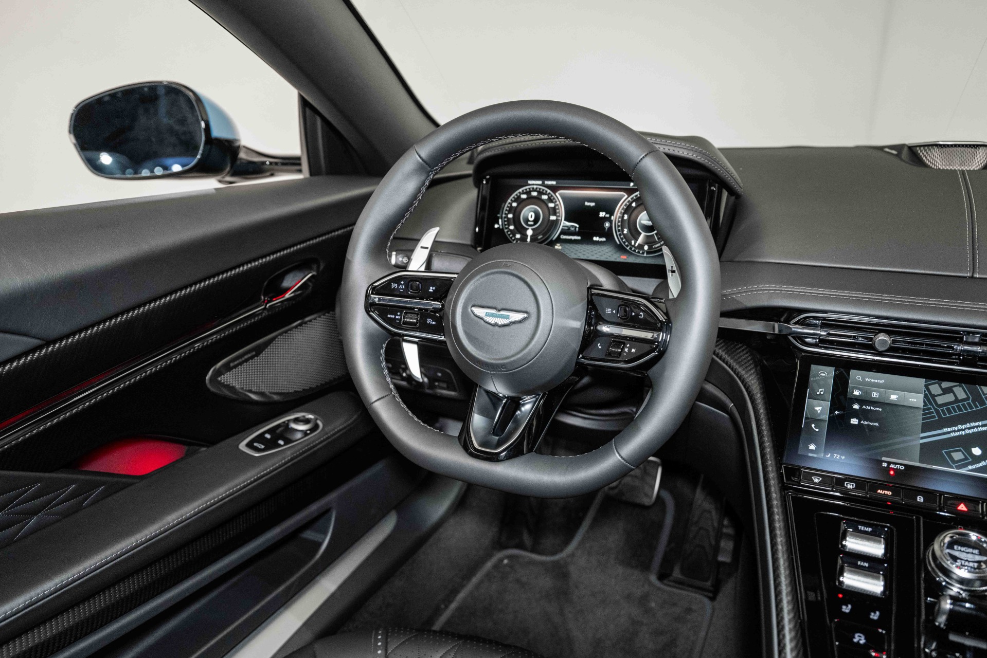 2024 Aston Martin DB12 AM5 photo 18