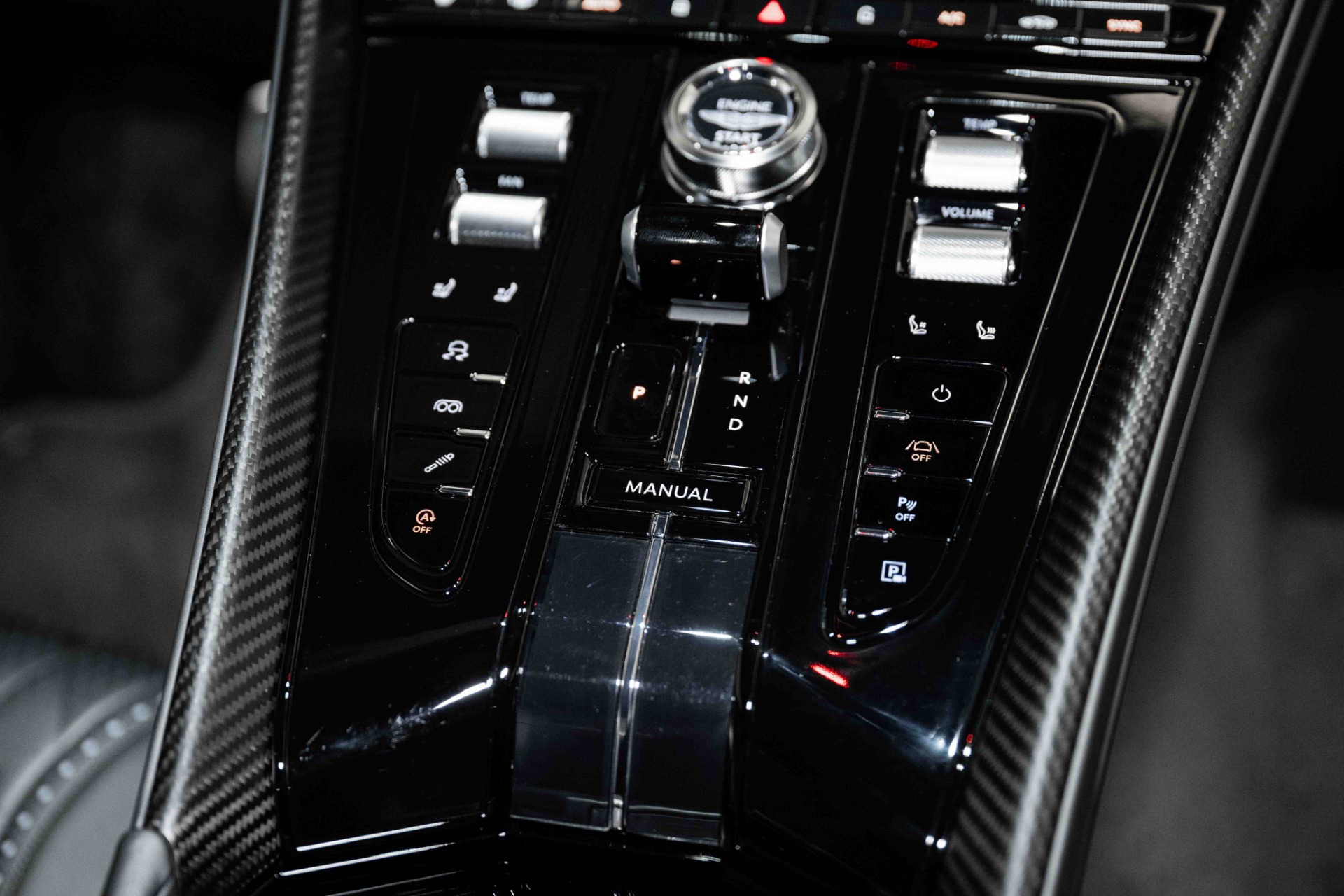 2024 Aston Martin DB12 AM5 photo 25