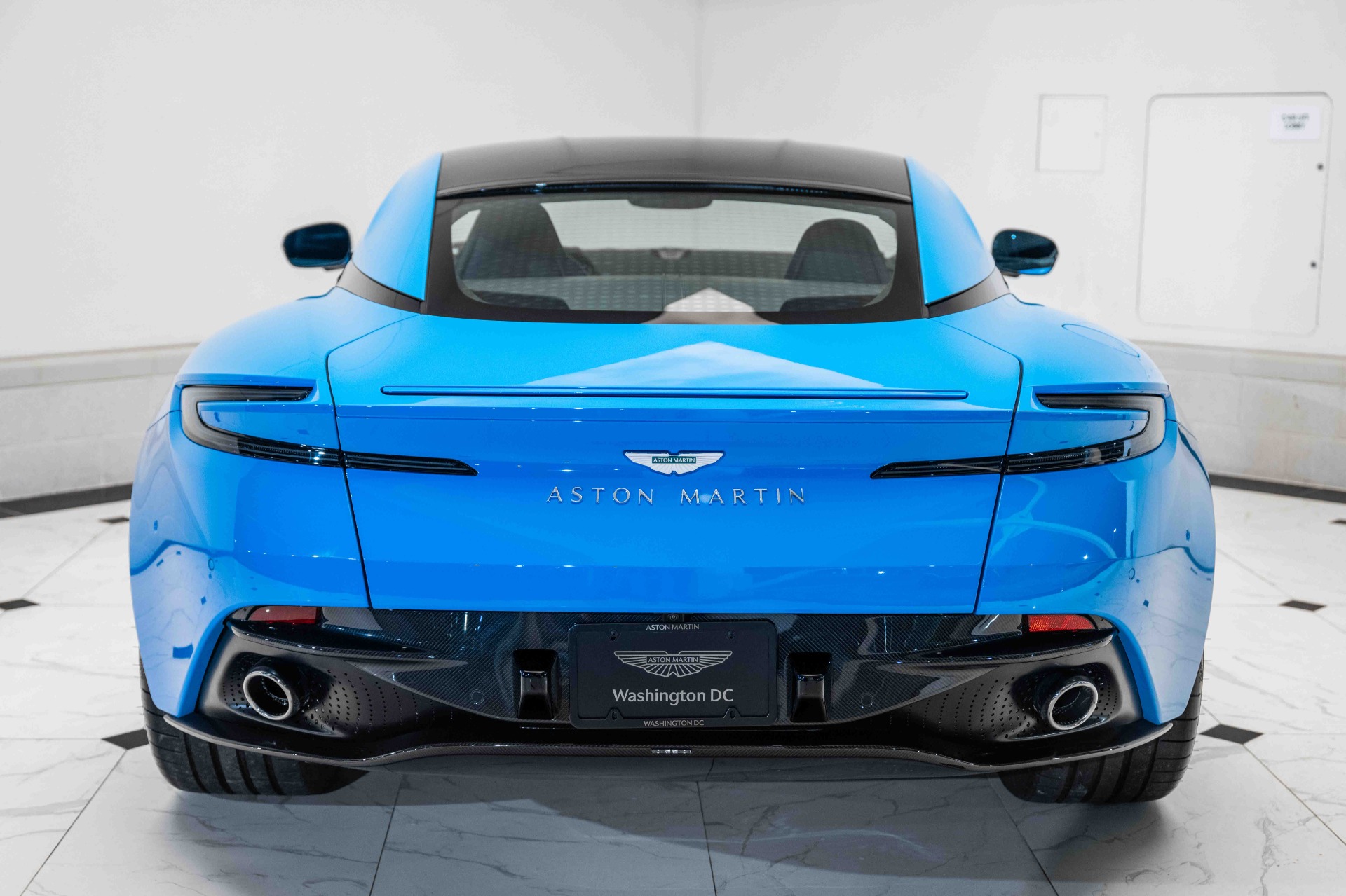 2024 Aston Martin DB12 AM5 photo 32