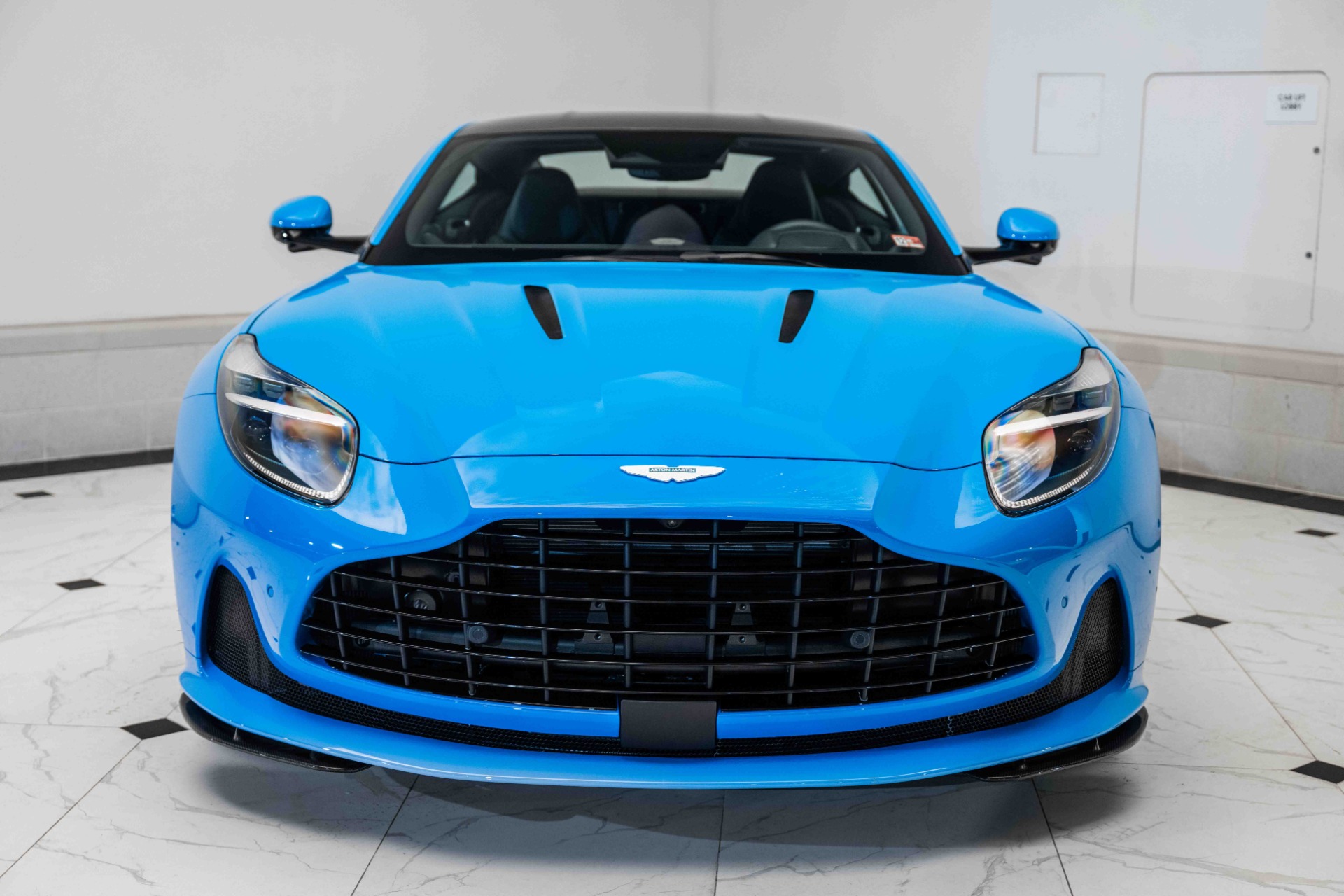 2024 Aston Martin DB12 AM5 photo 6