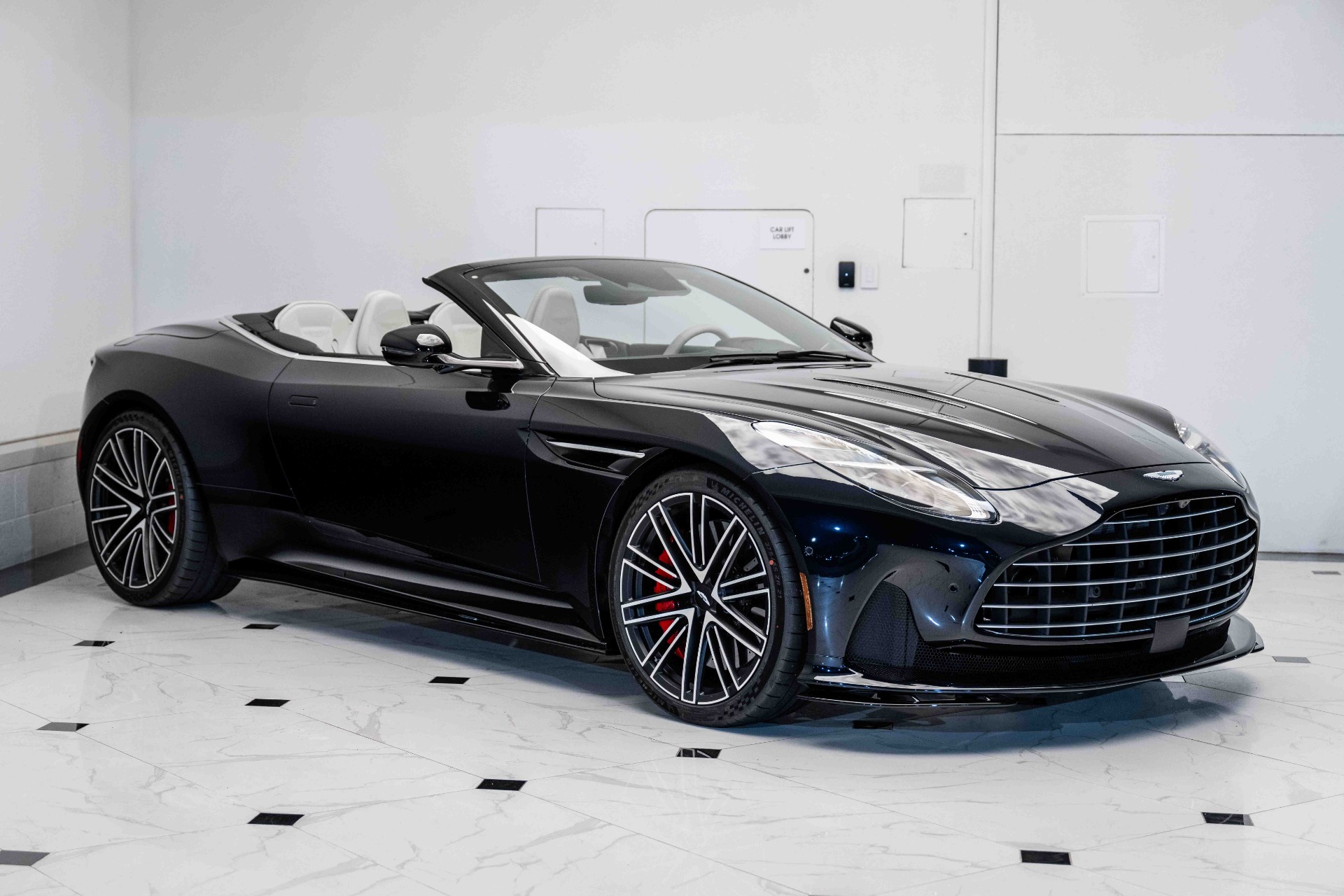 New 2024 ASTON MARTIN DB12 V8 Volante For Sale (333,100) Exclusive