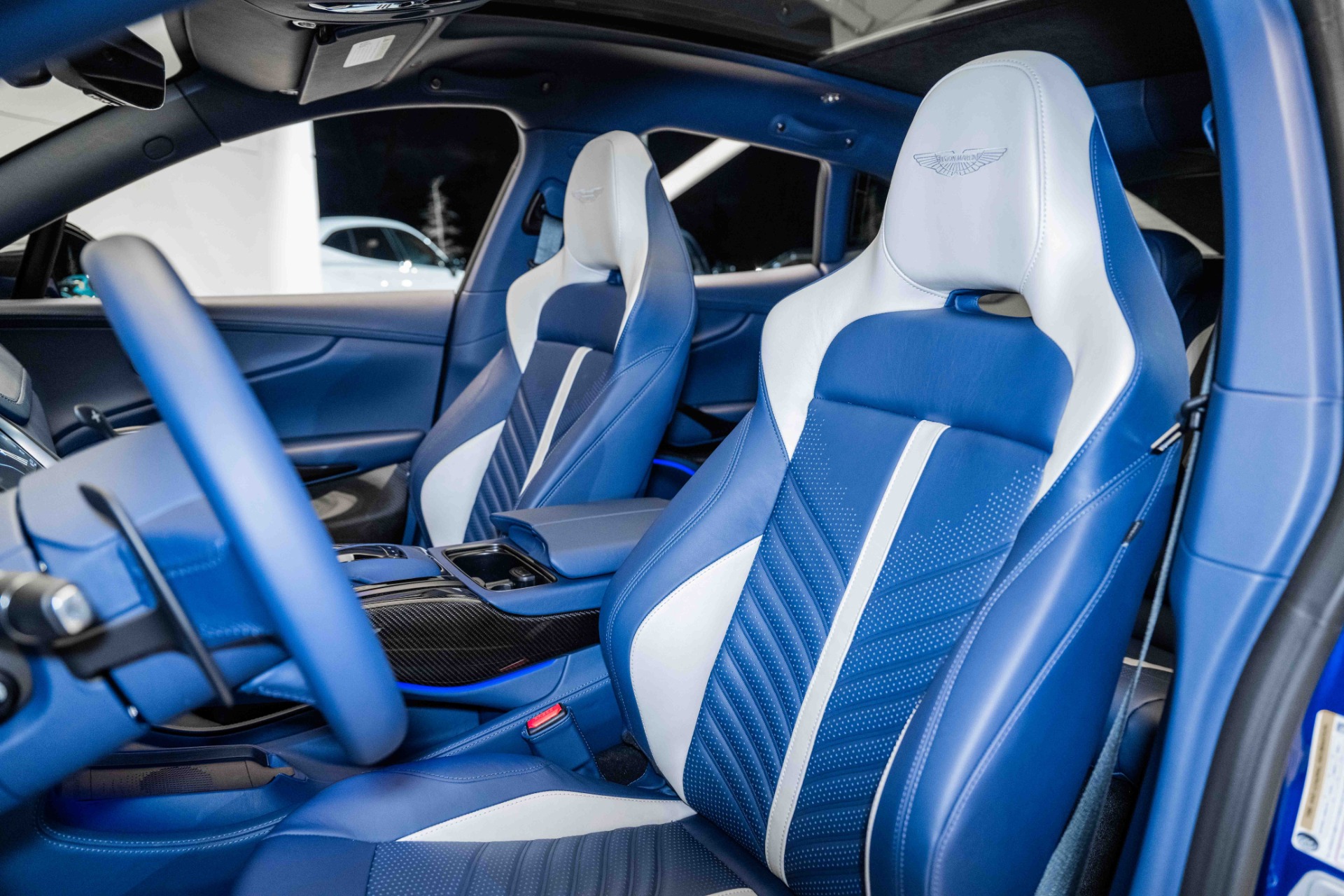 2024 Aston Martin DBX DBX707 photo 11