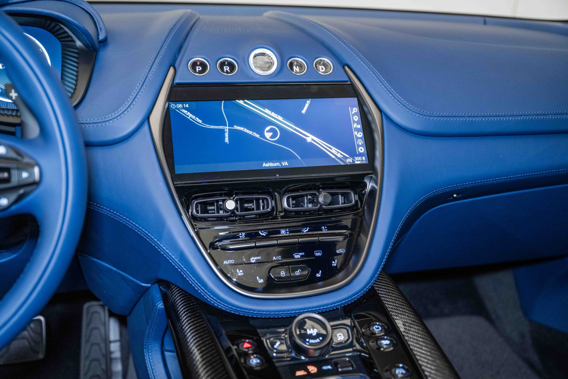 2024 Aston Martin DBX DBX707 photo 24