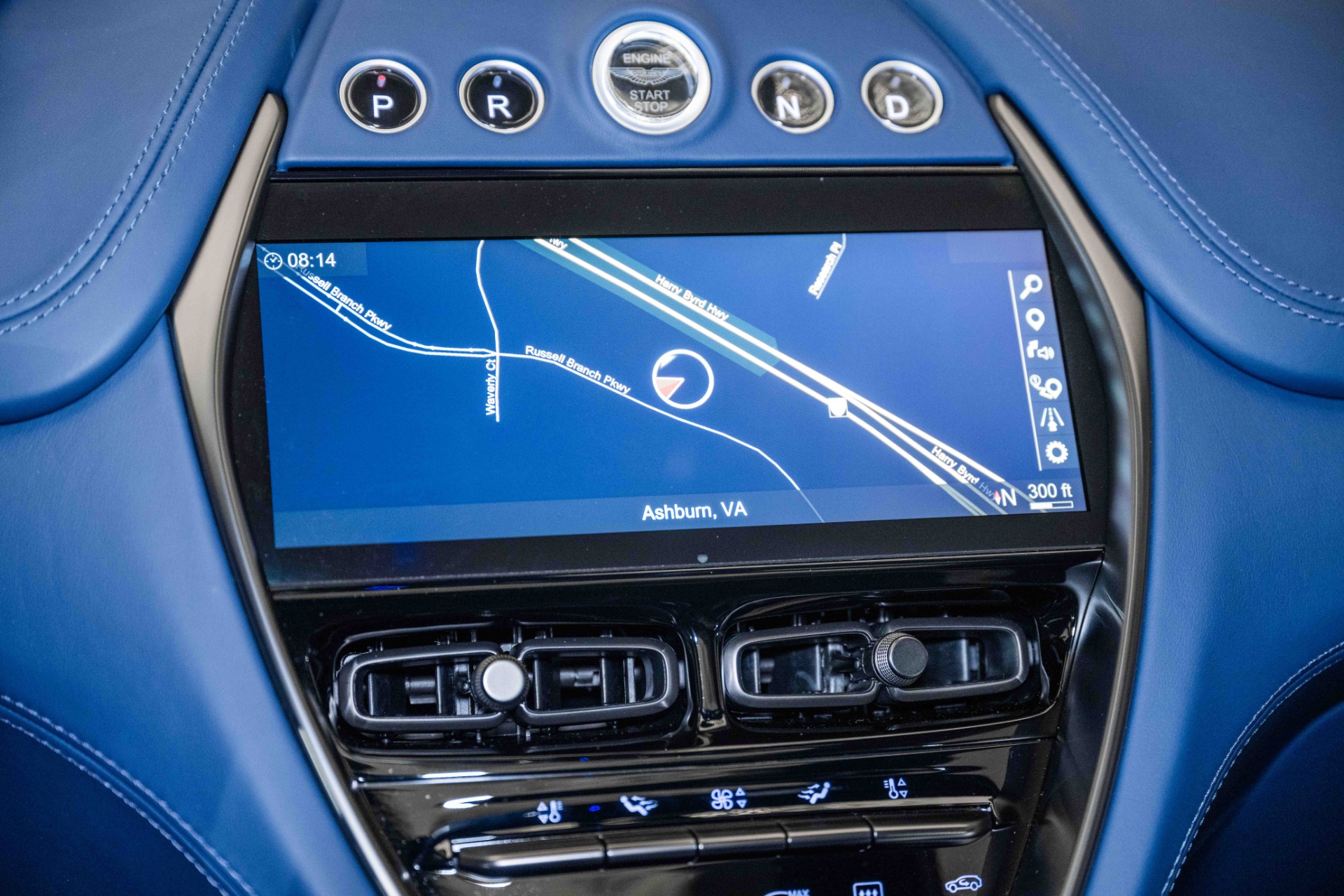 2024 Aston Martin DBX DBX707 photo 26