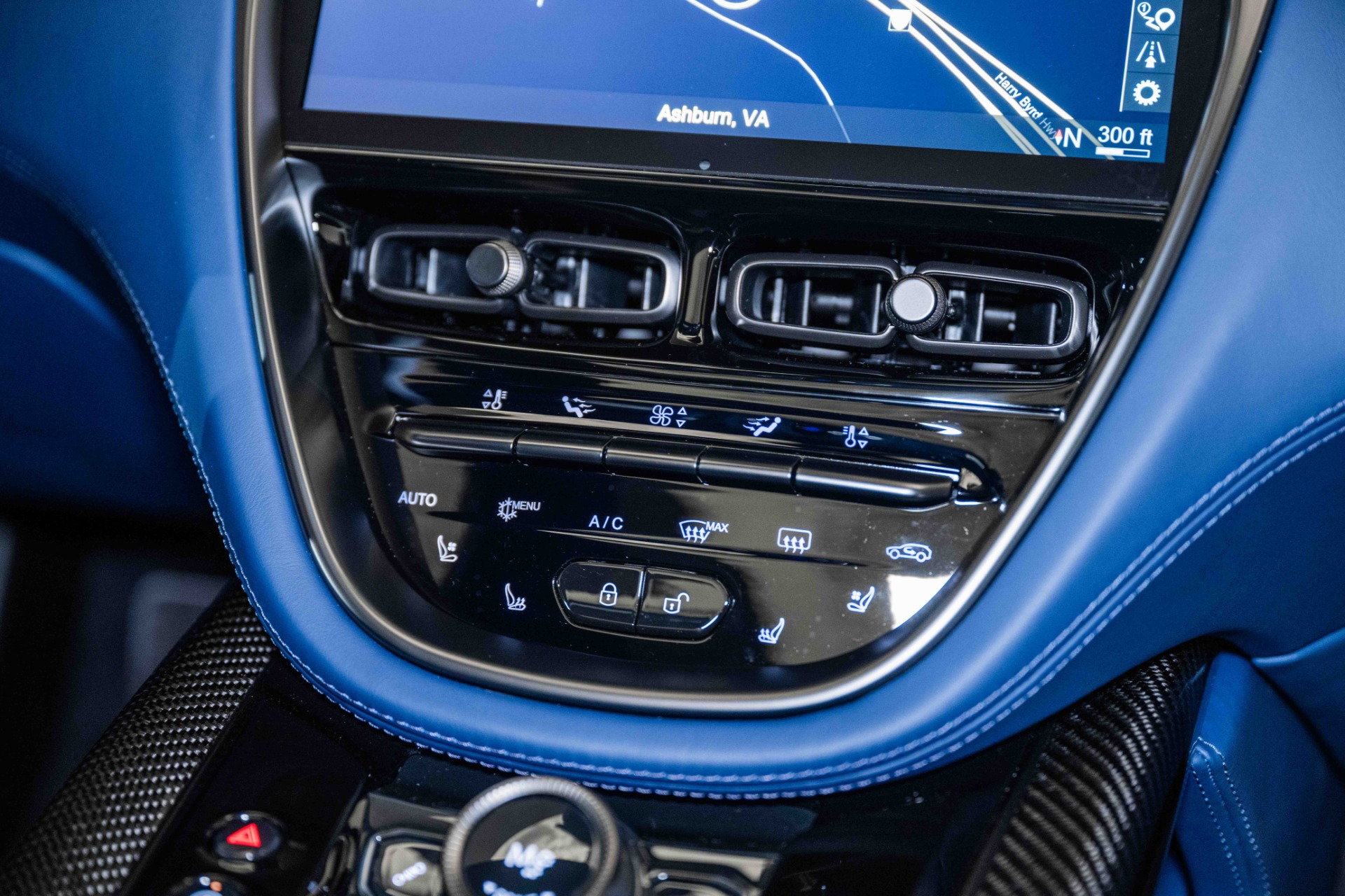 2024 Aston Martin DBX DBX707 photo 28