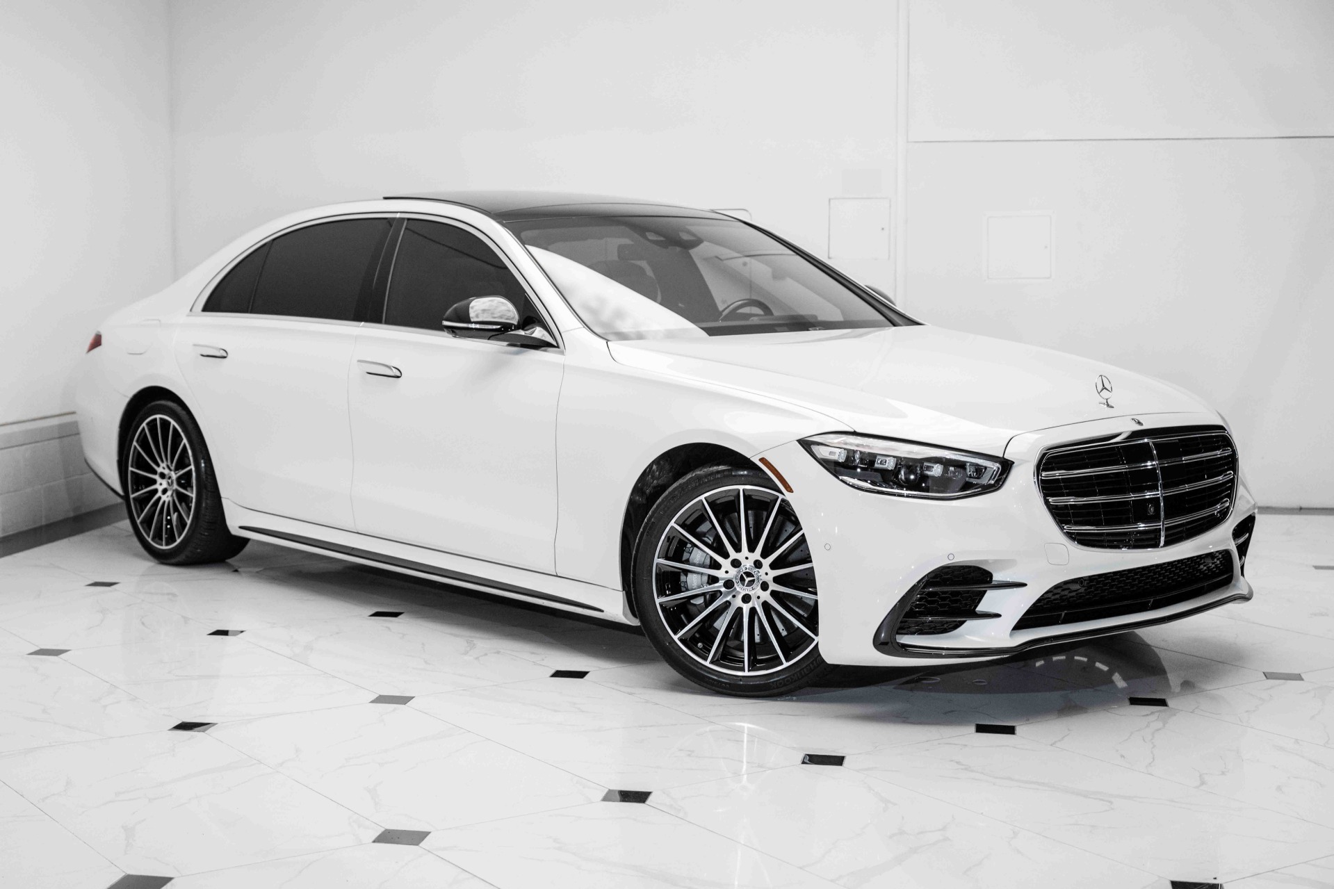 Used-2021-Mercedes-Benz-S- 