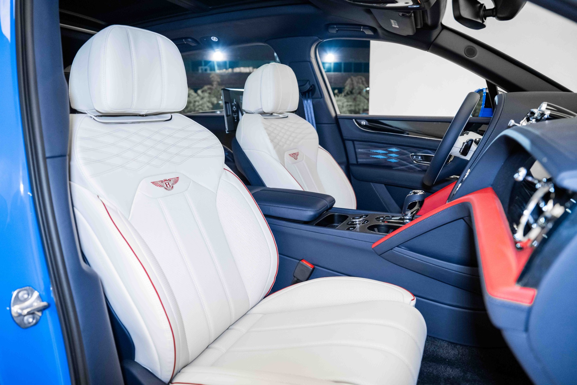 New 2024 Bentley BENTAYGA EWB Mulliner V8 For Sale | Exclusive