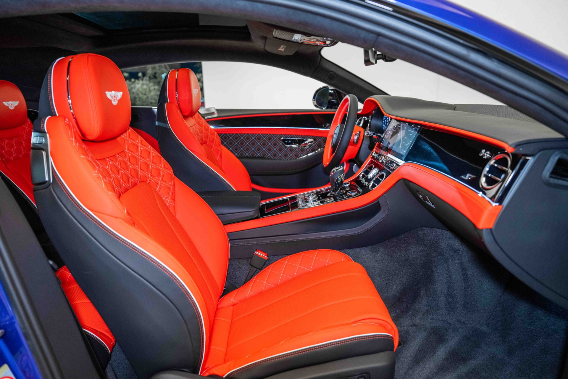 2024 Bentley Continental GT S V8 photo 2