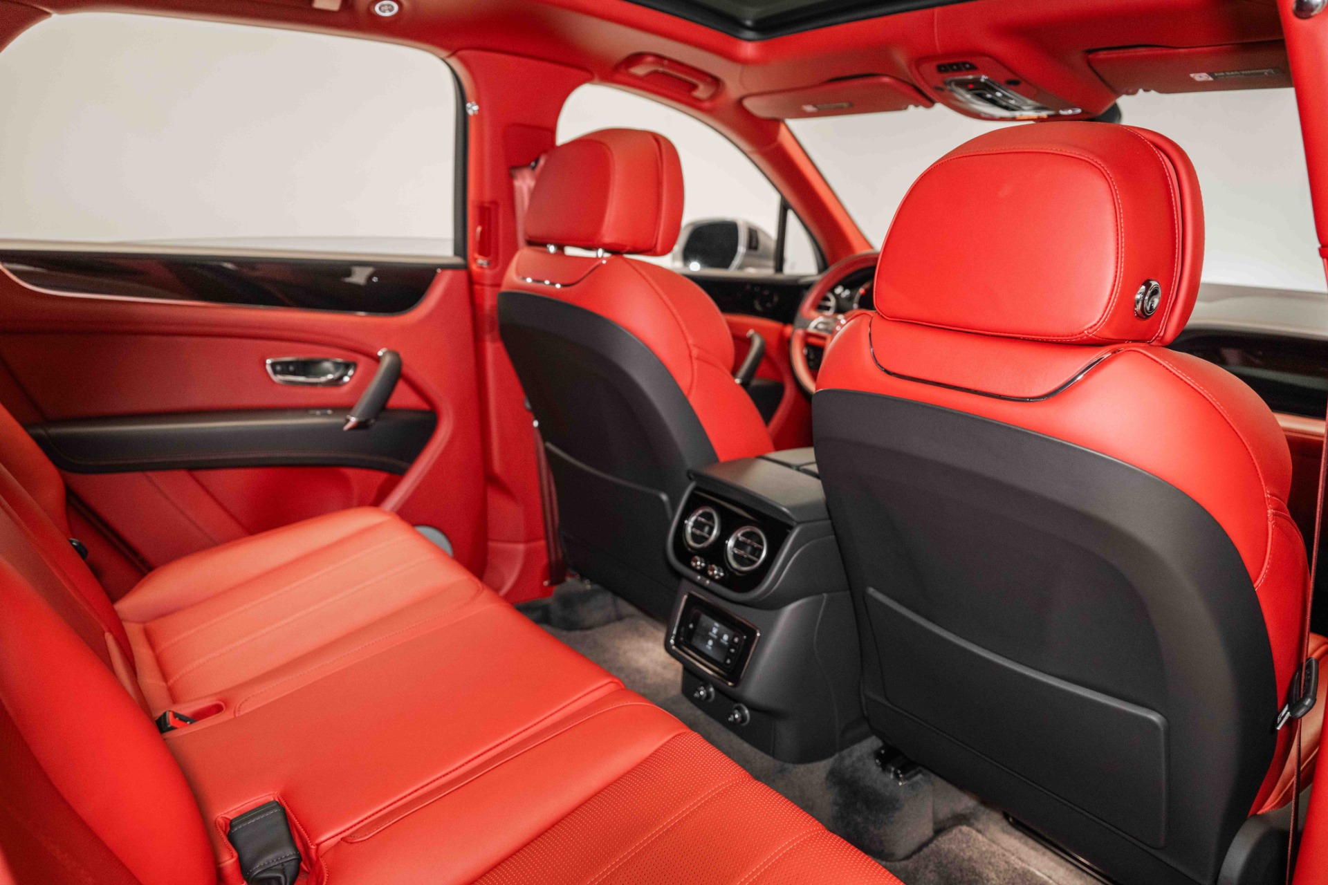Used 2019 Bentley Bentayga V8 For Sale (Sold) | Exclusive