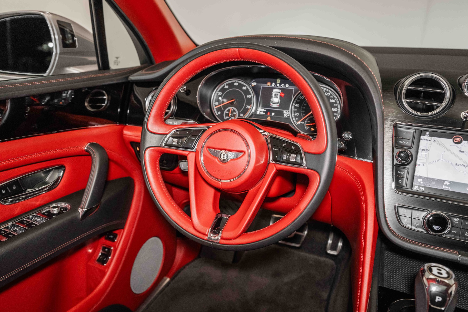 Used-2019-Bentley-Bentayga-V8-