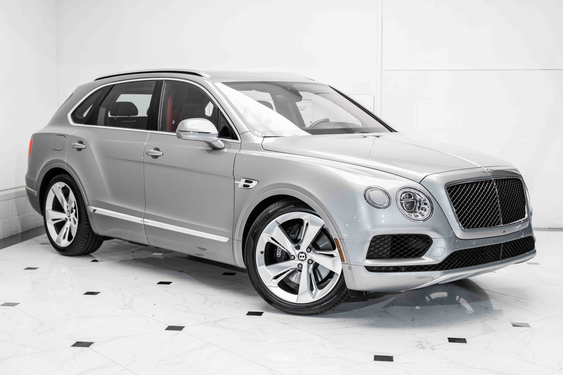 【公式】フジのお歳暮・冬ギフト Used-2019-Bentley-Bentayga-V8- リール