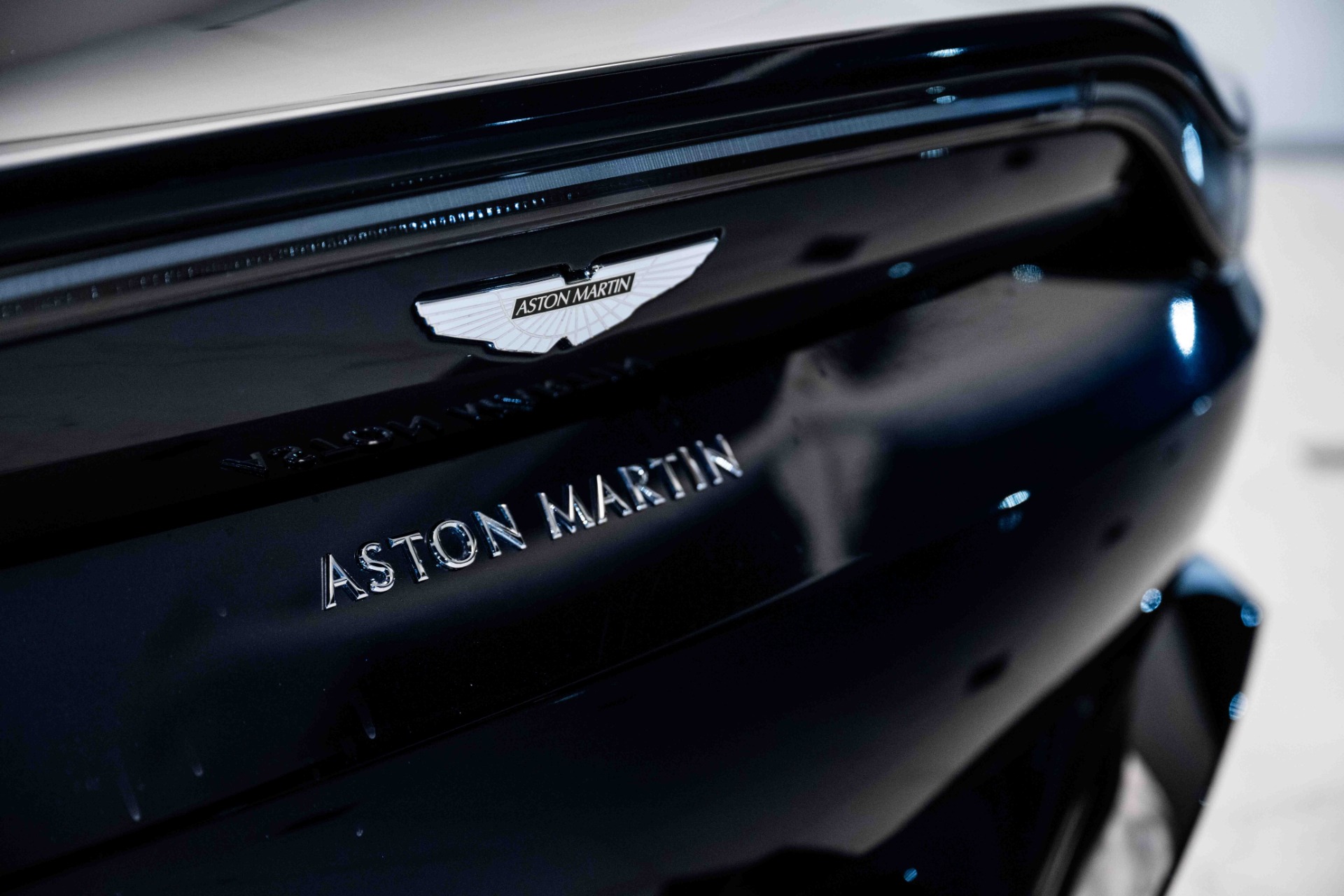 Used 2020 Aston Martin Vantage For Sale (Sold) | Exclusive 