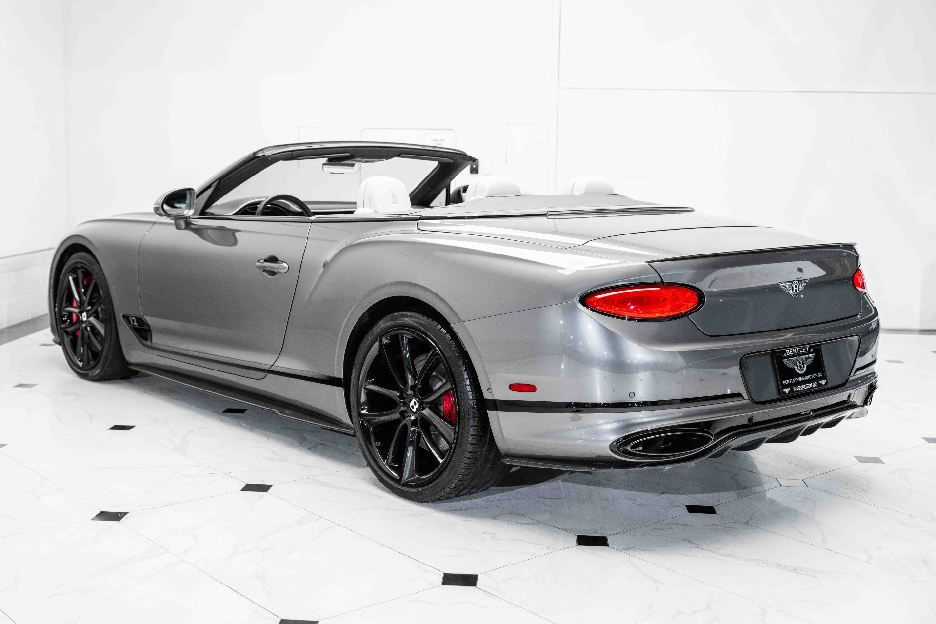 BENTLEY 、シルバー925、難あり Used-2021-Bentley-Continental-