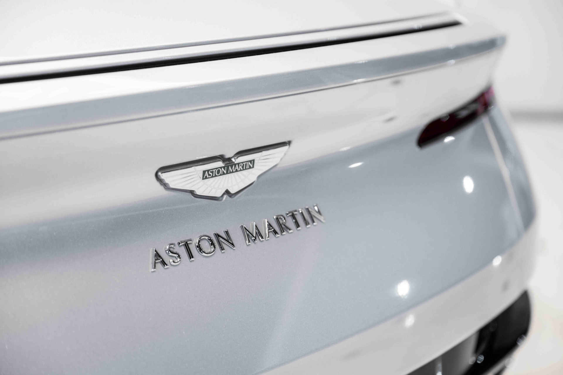 Used 2018 Aston Martin DB11 V12 COUPE For Sale ($107,995 