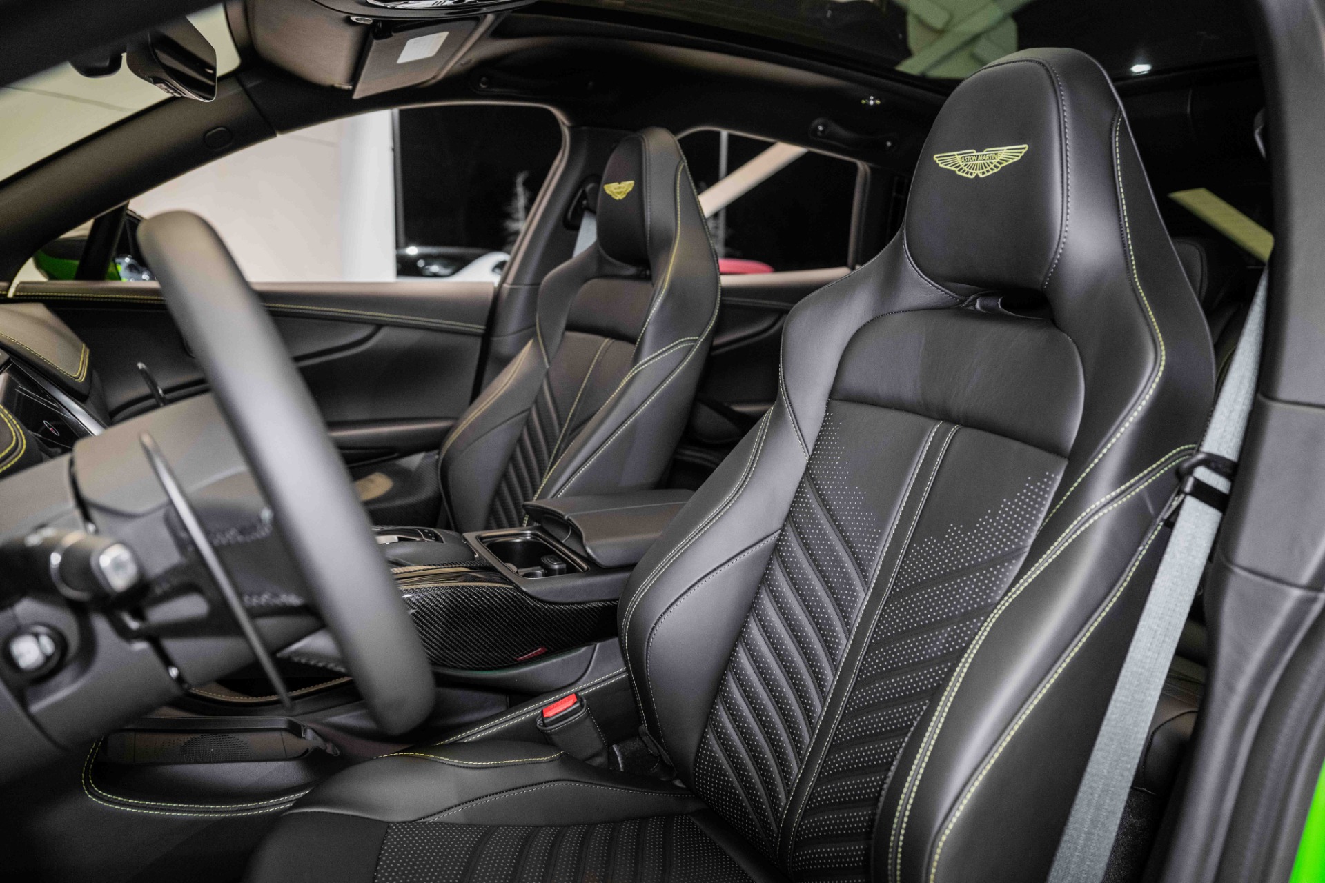 2024 Aston Martin DBX DBX707 photo 11