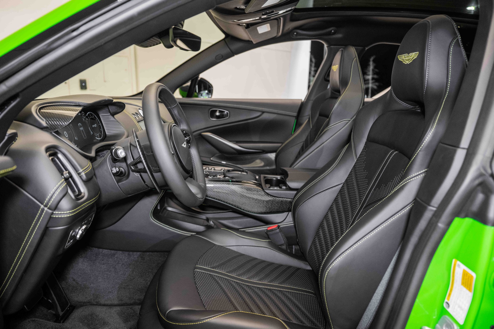 2024 Aston Martin DBX DBX707 photo 12