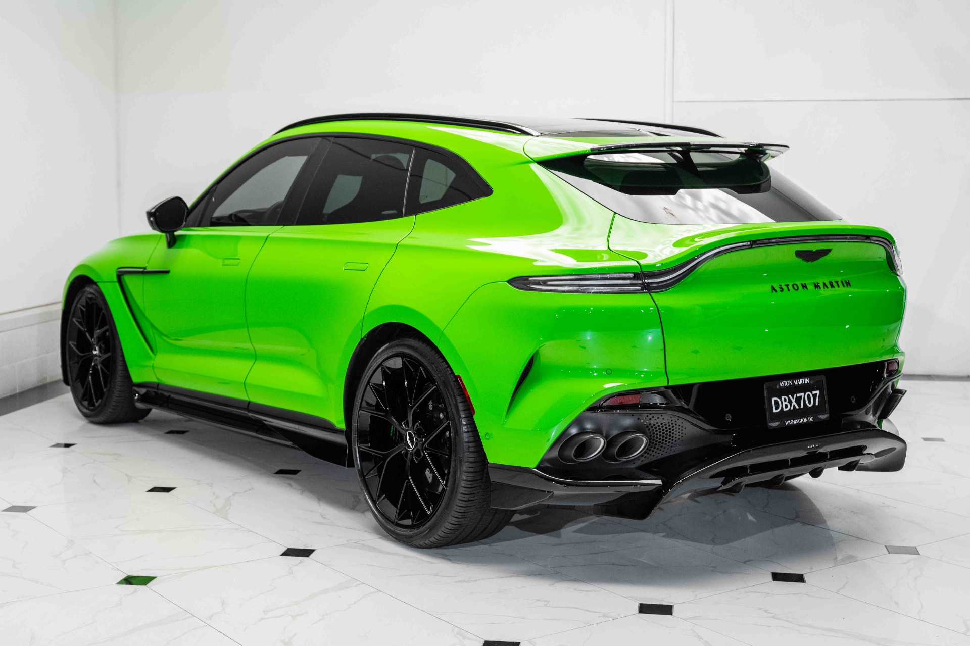 2024 Aston Martin DBX DBX707 photo 2
