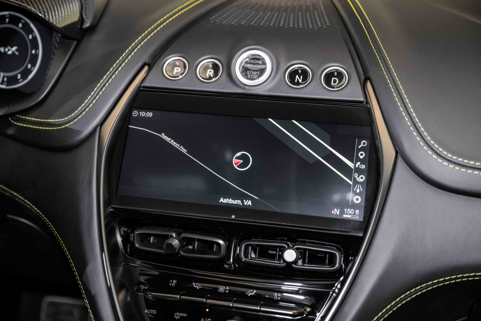2024 Aston Martin DBX DBX707 photo 30
