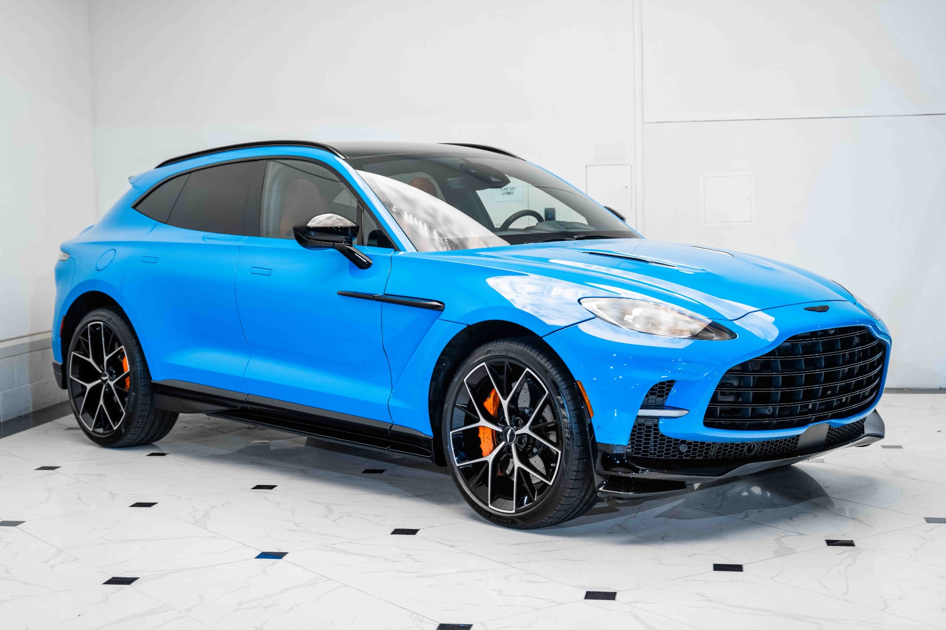 New-2024-Aston-Martin-DBX-707-