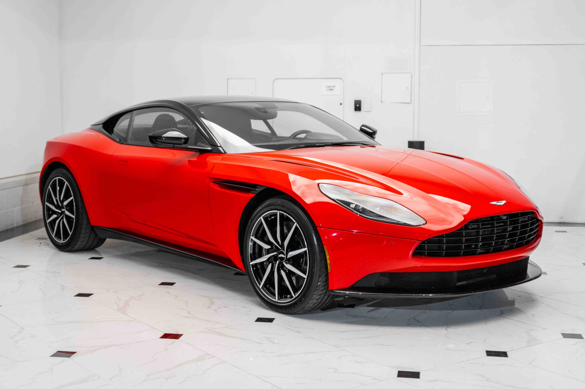 Used-2020-Aston-Martin-DB11-V8
