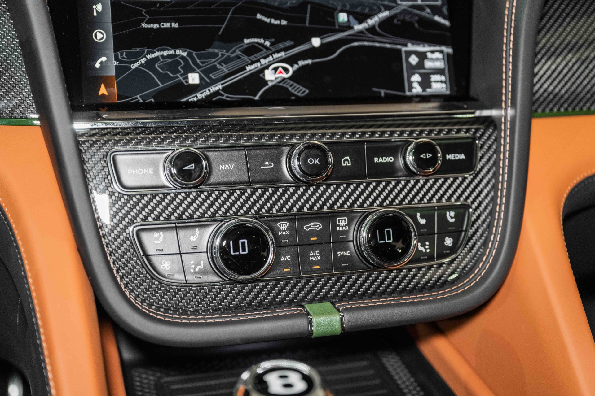 2024 Bentley Bentayga EWB Azure V8 photo 37