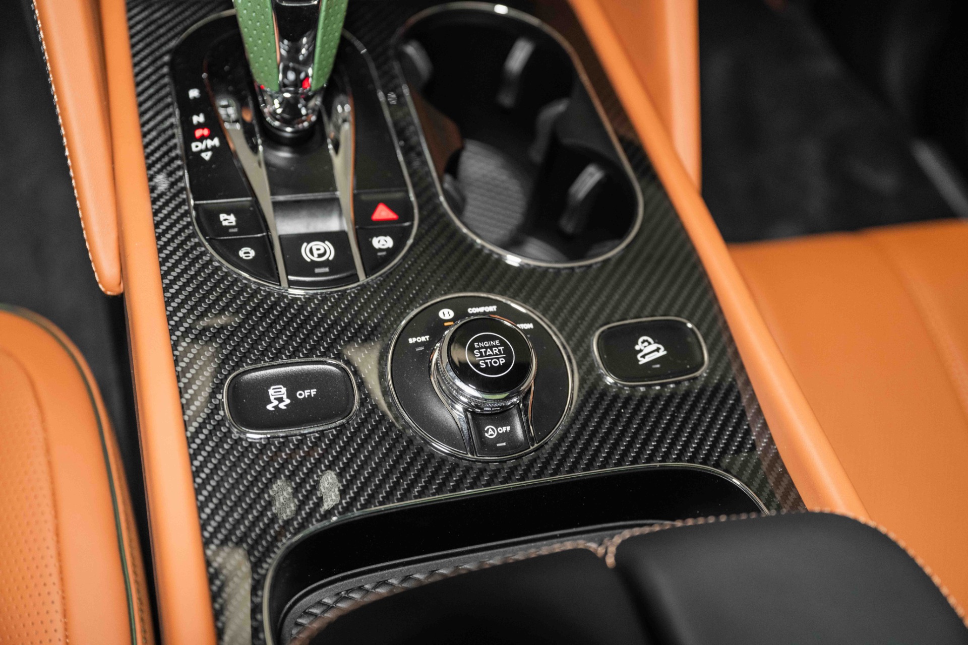 2024 Bentley Bentayga EWB Azure V8 photo 42
