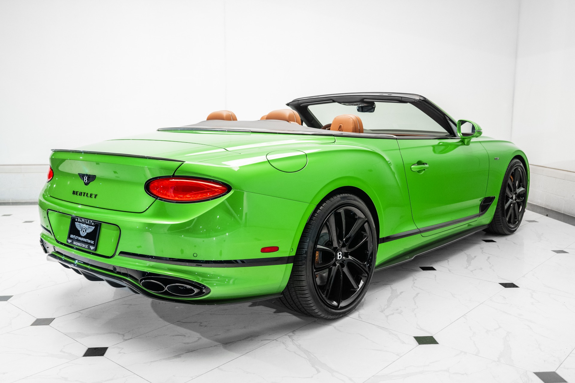 2024 Bentley Continental GTC photo 9