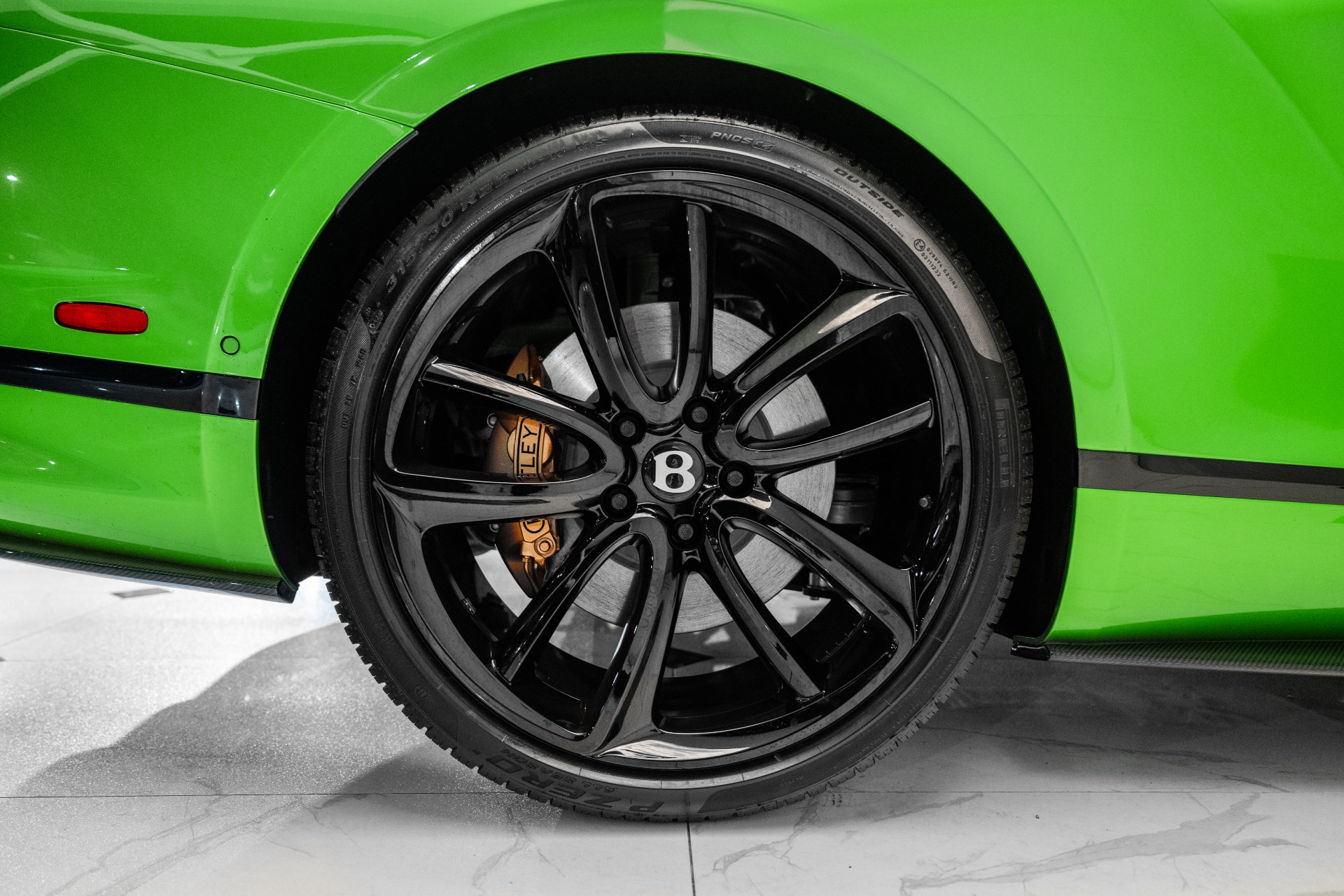 2024 Bentley Continental GTC photo 12