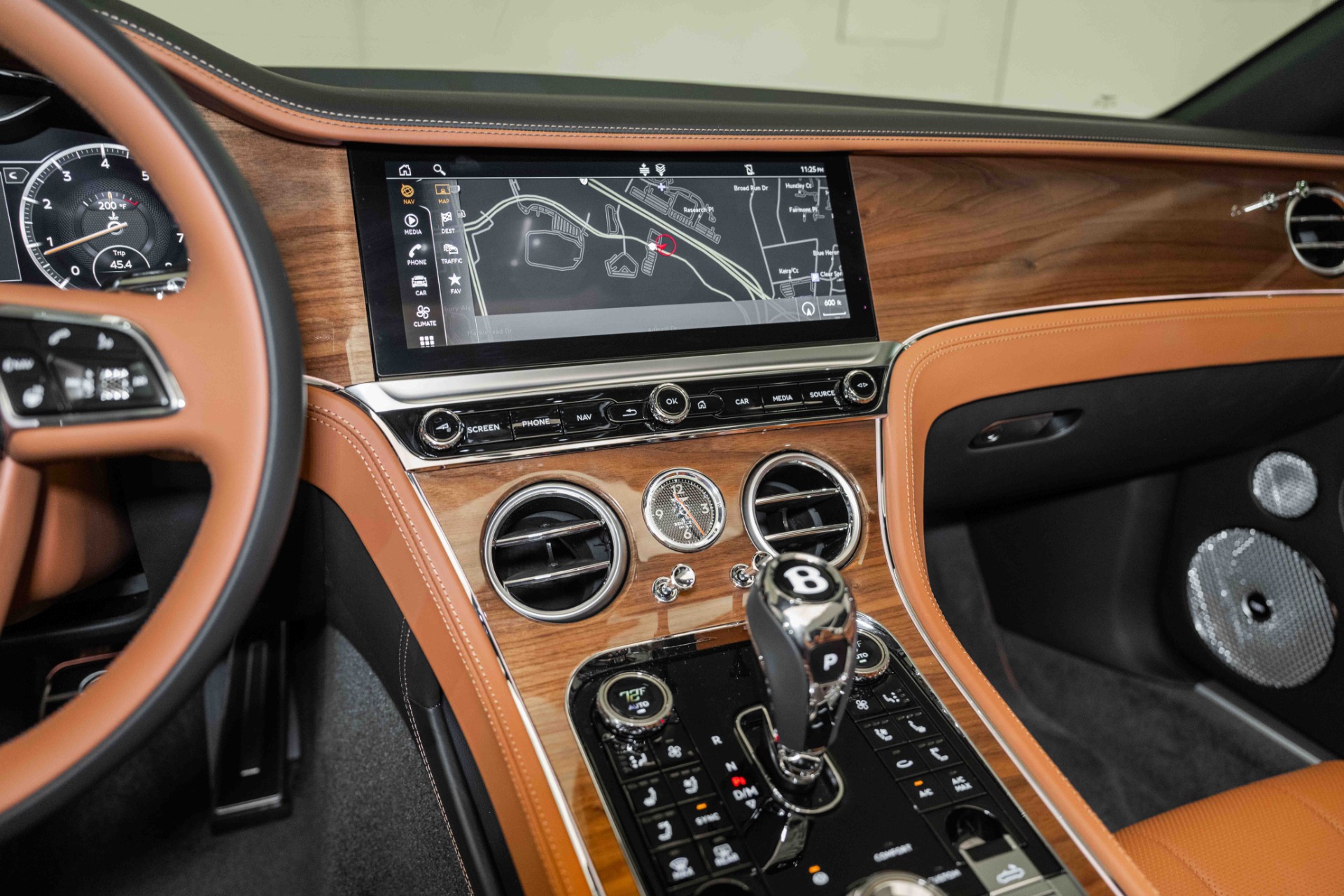 2024 Bentley Continental GTC photo 22