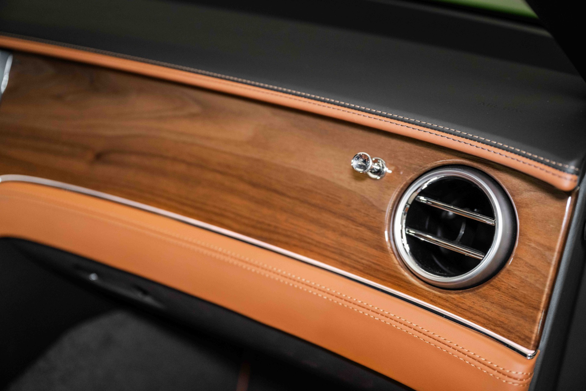 2024 Bentley Continental GTC photo 37