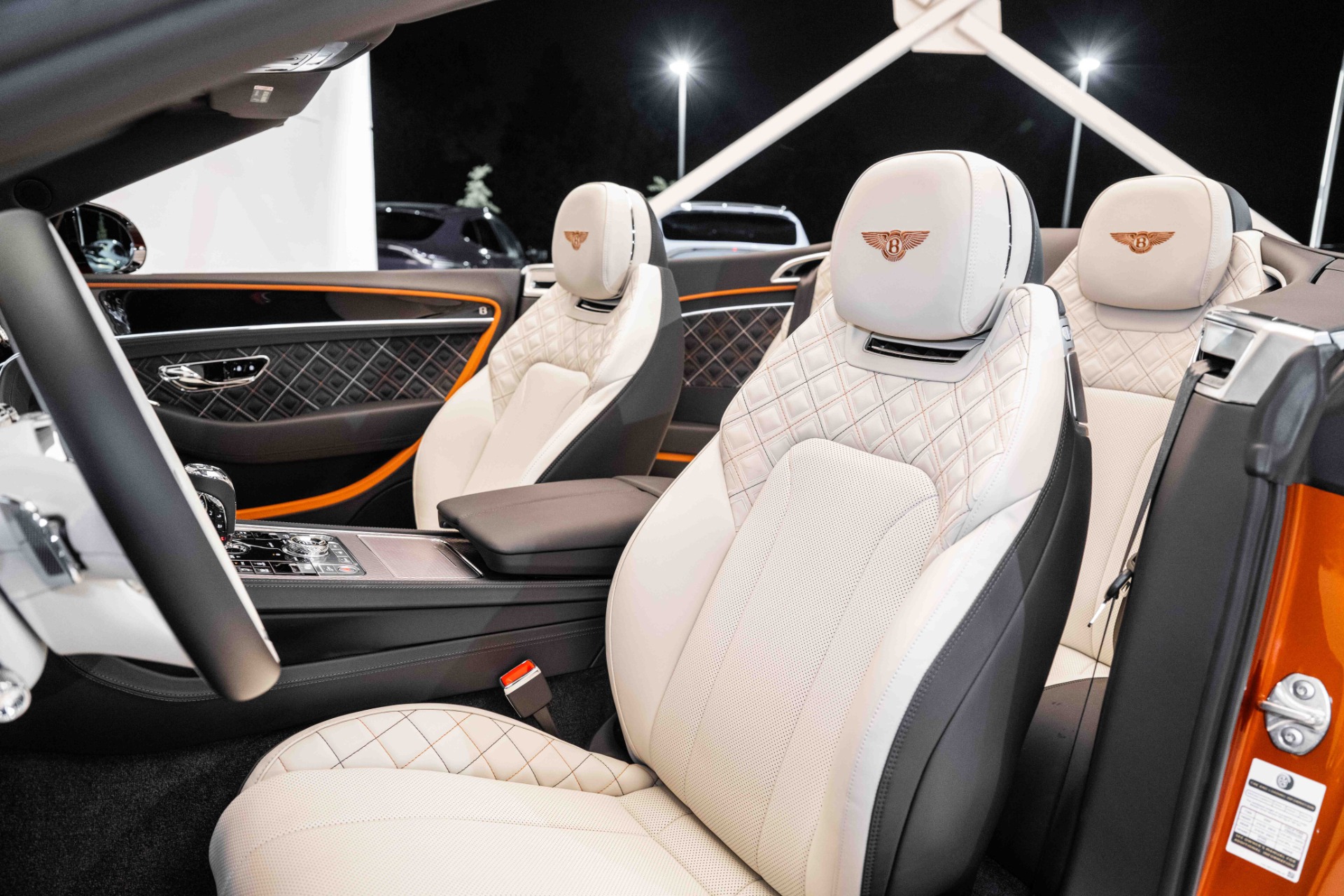 2024 Bentley Continental GTC Mulliner W12 photo 16