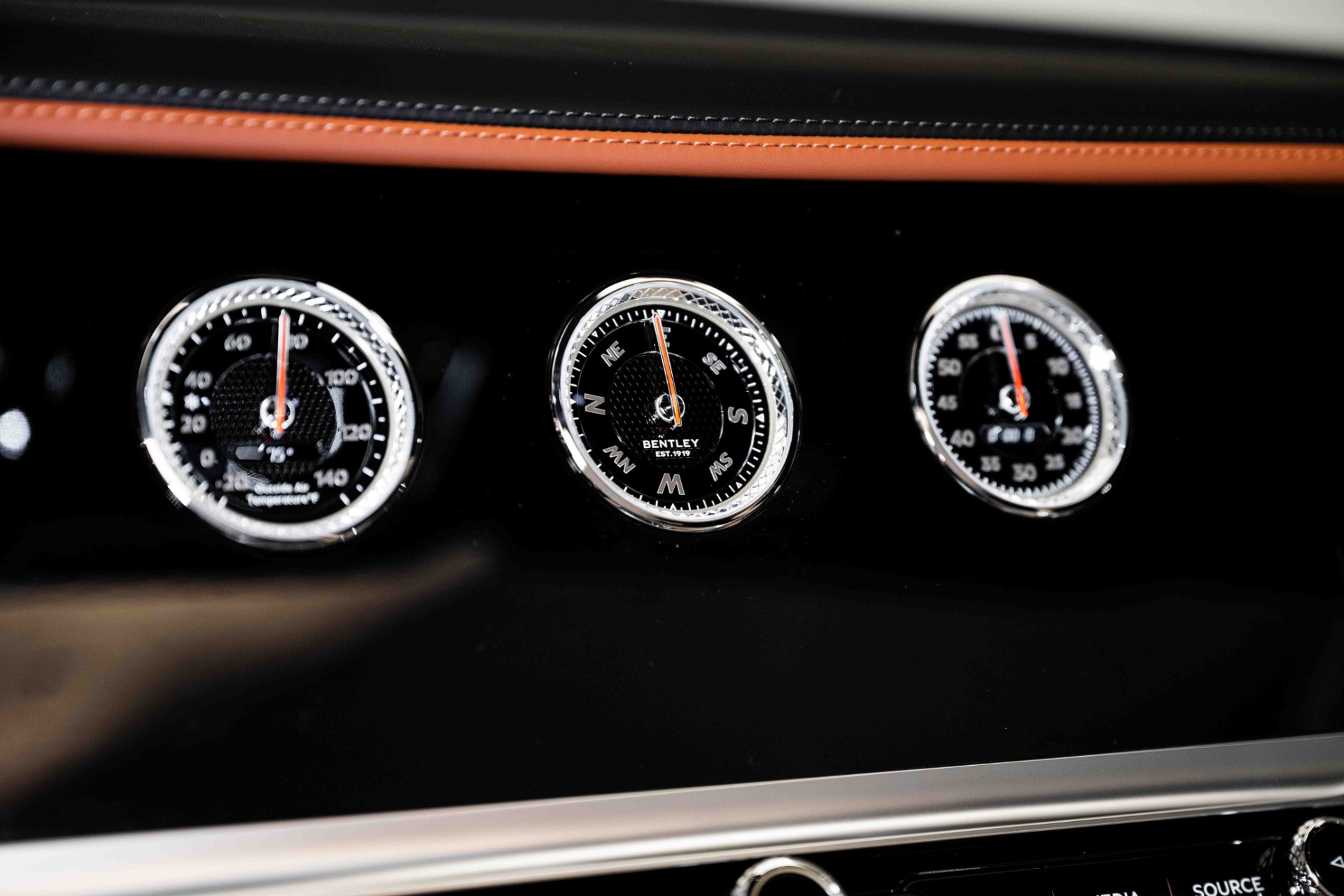 2024 Bentley Continental GTC Mulliner W12 photo 29