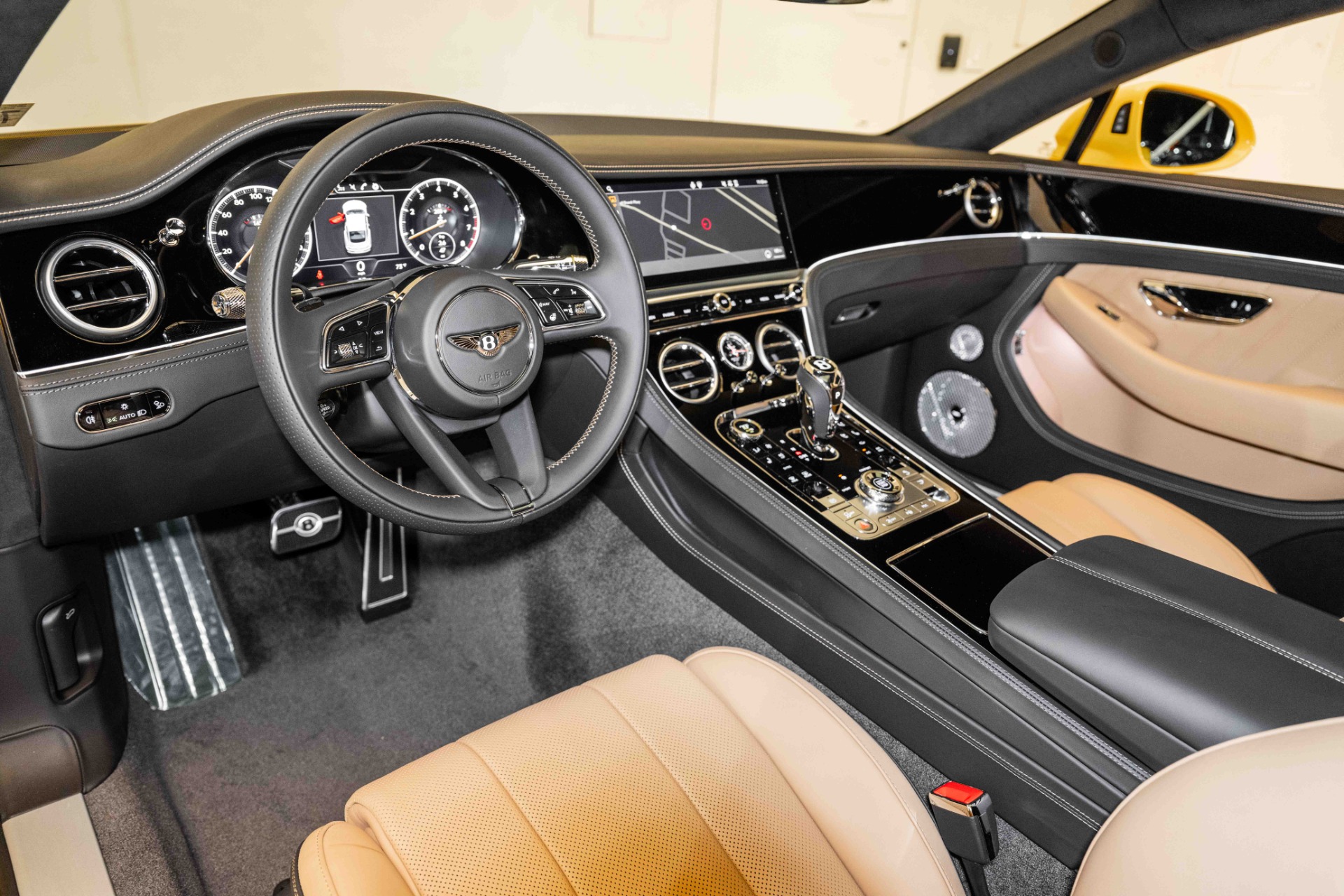 2024 Bentley Continental GT photo 16