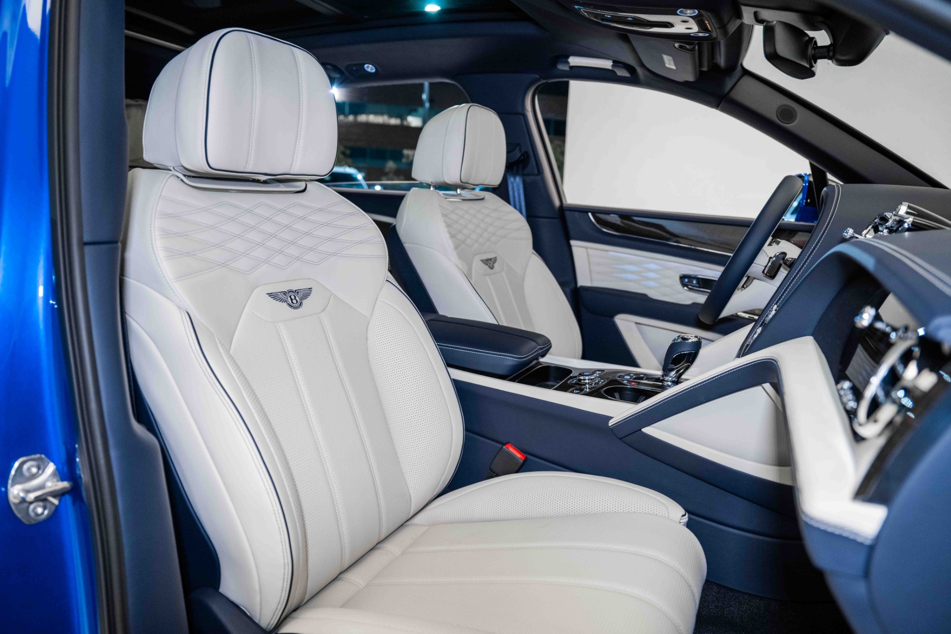 New 2024 Bentley Bentayga EWB Azure V8 For Sale | Exclusive