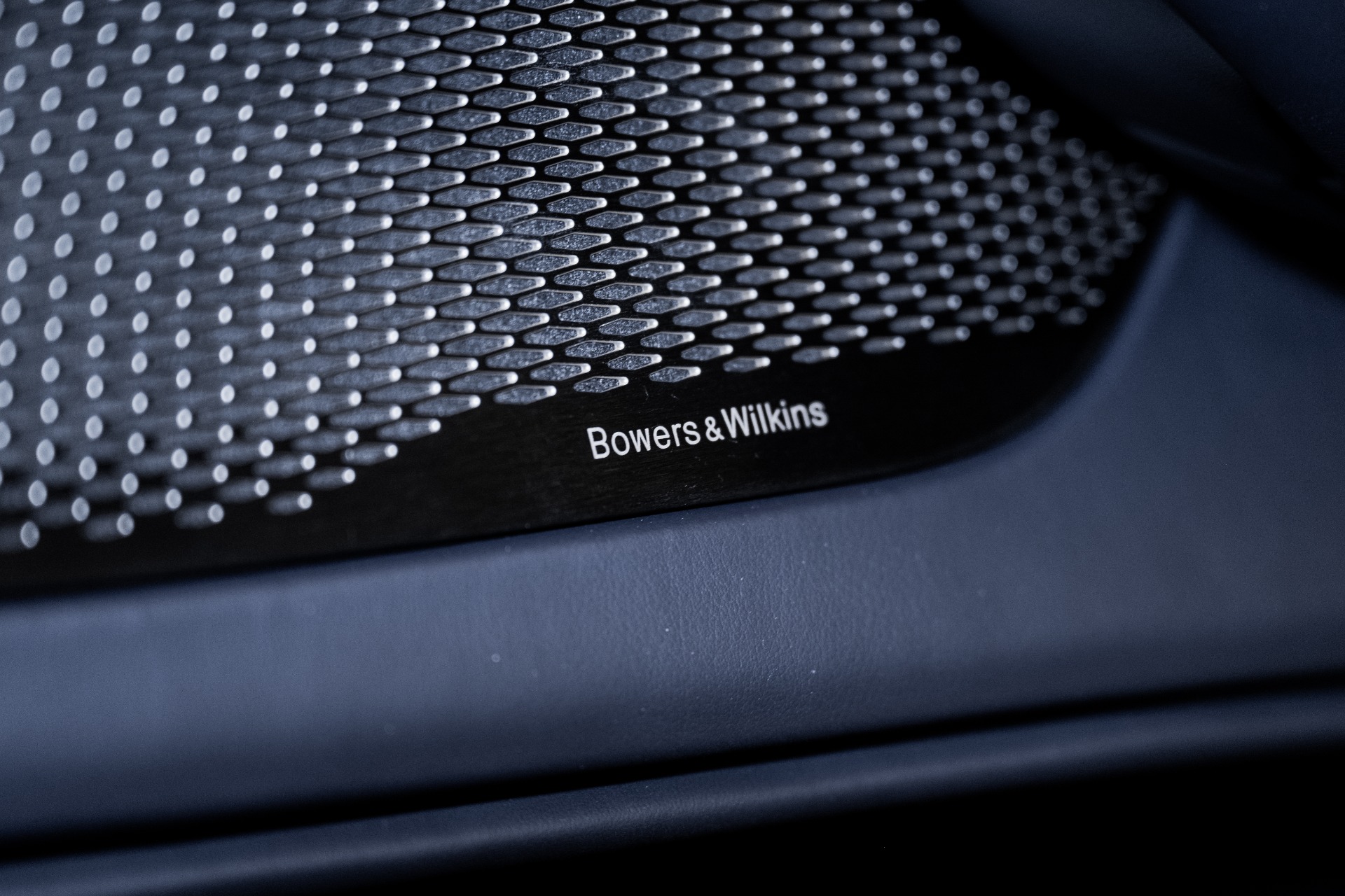 2025 Aston Martin DBX 707 - Photo 47