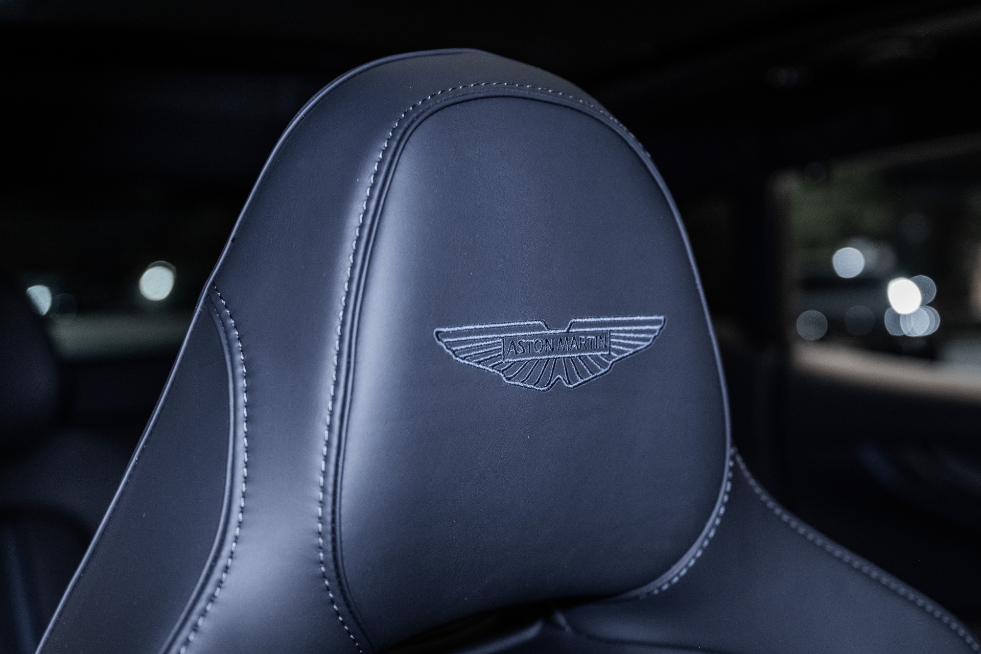 2025 Aston Martin DBX 707 - Photo 6