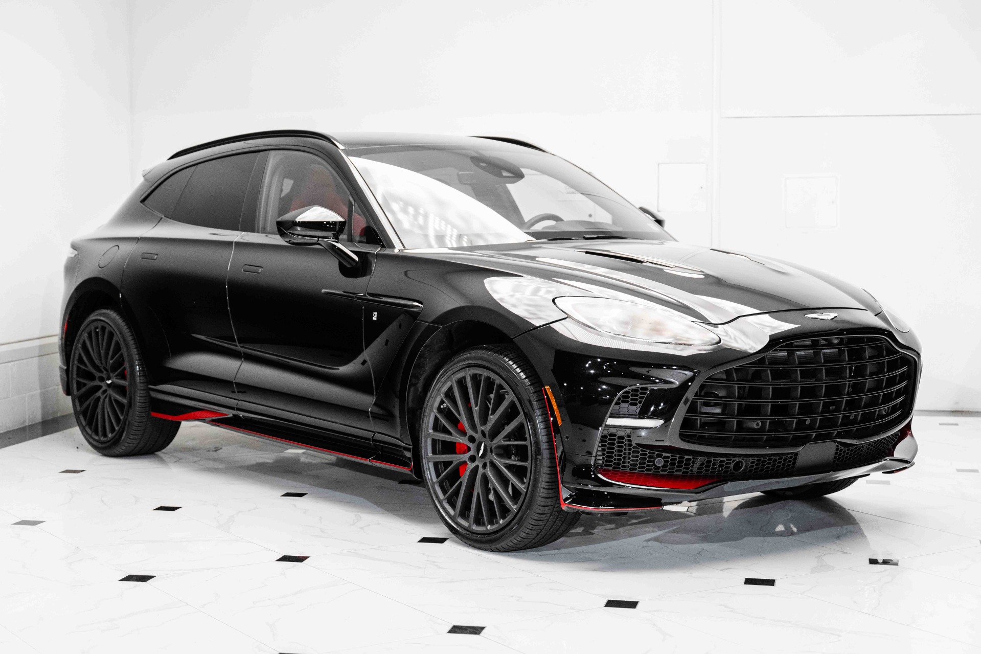 ASTON MARTIN カタログ New 2024 Aston Martin DBX 707 For Sale (Special Pricing