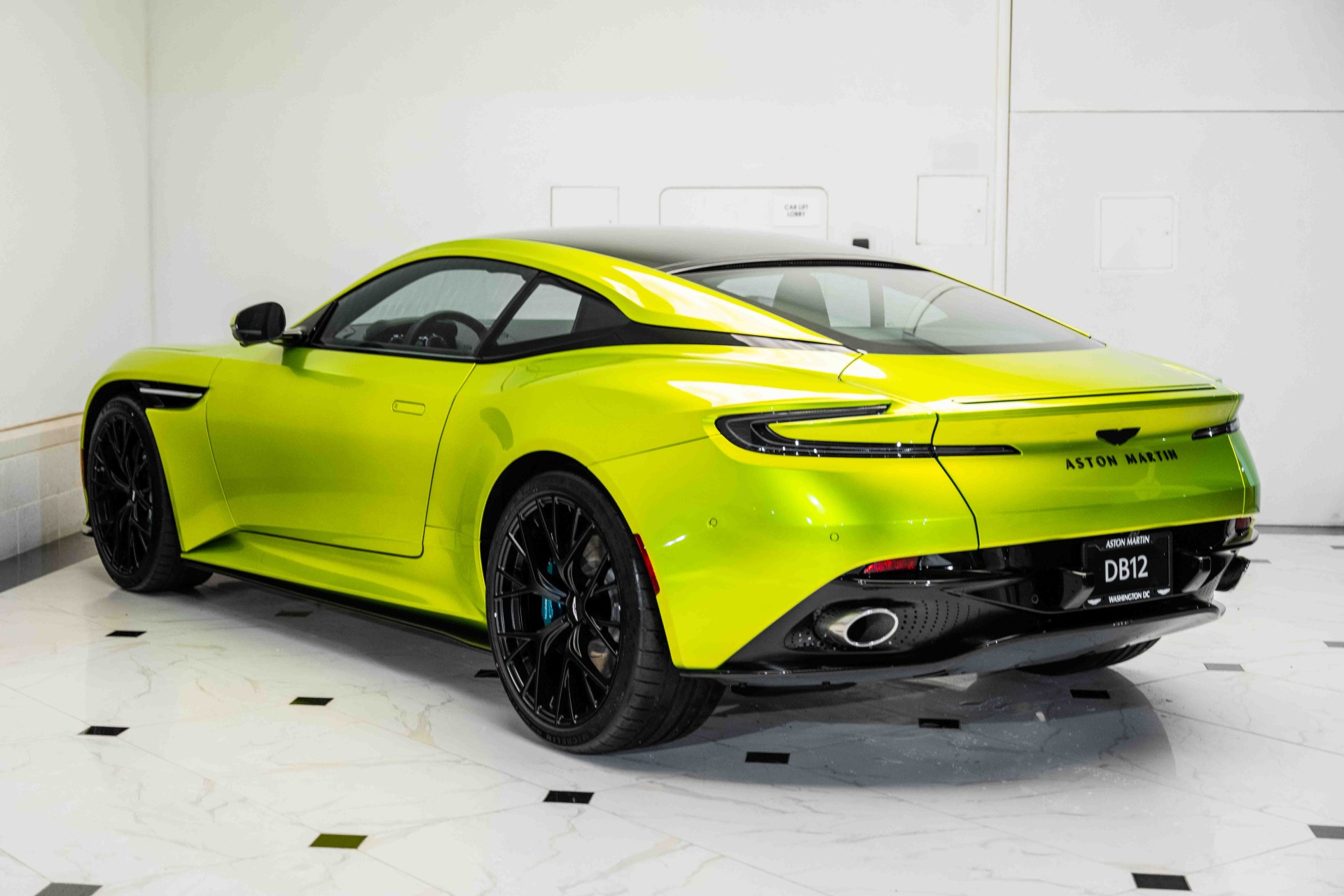 2025 Aston Martin DB12 AM5 photo 2