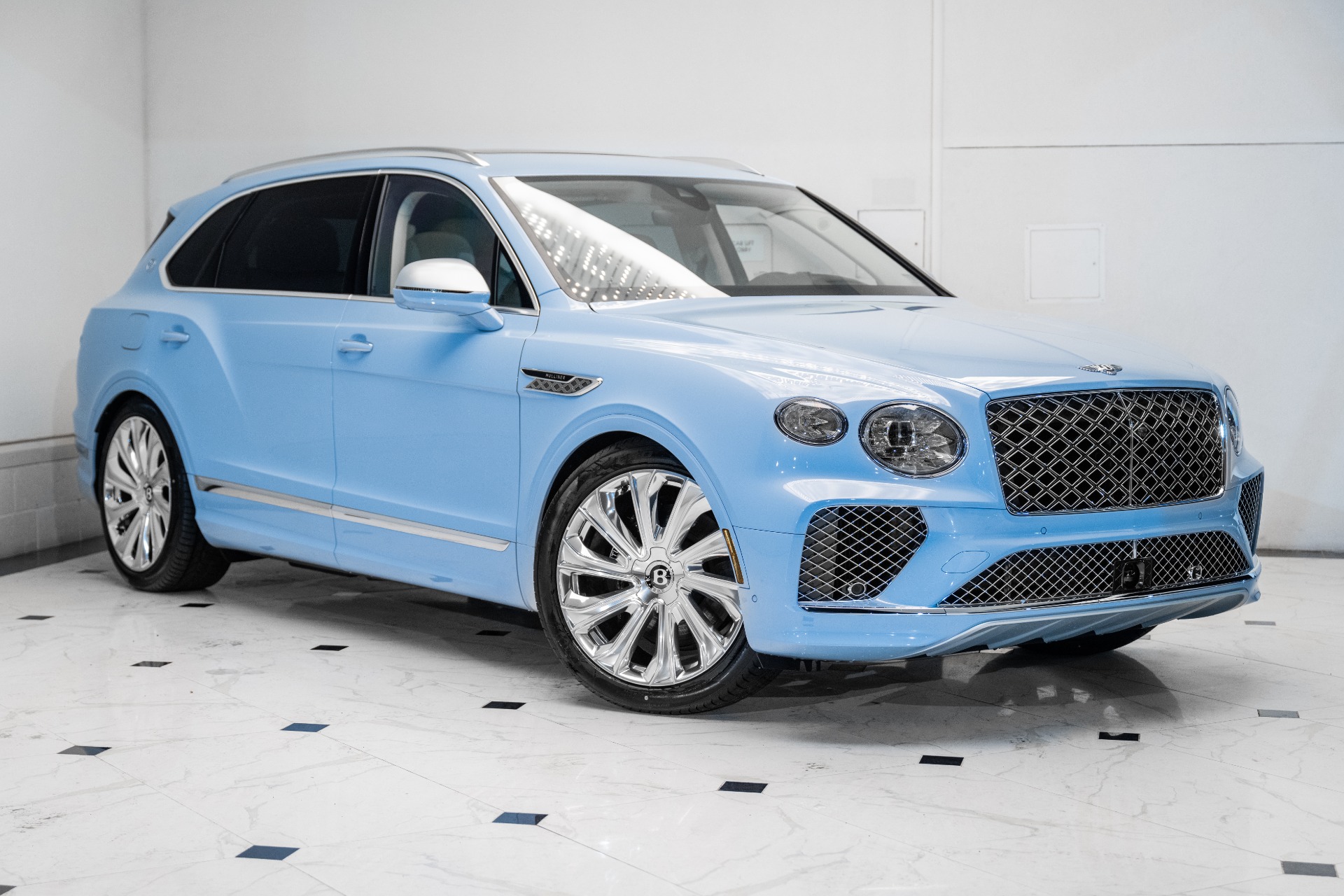 New 2025 BENTLEY BENTAYGA EWB Mulliner V8 For Sale (Sold