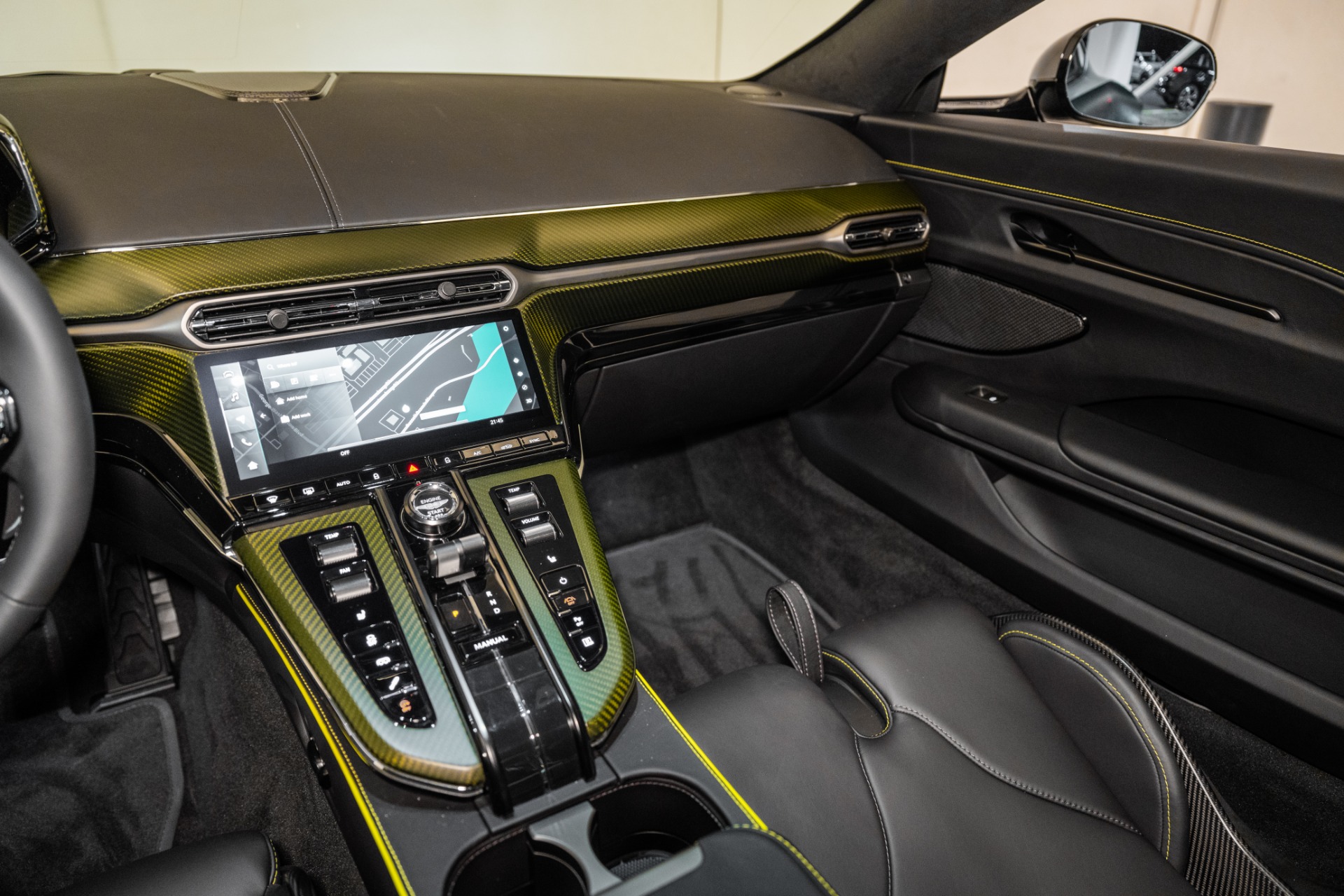 2025 Aston Martin Vantage AM6 photo 17