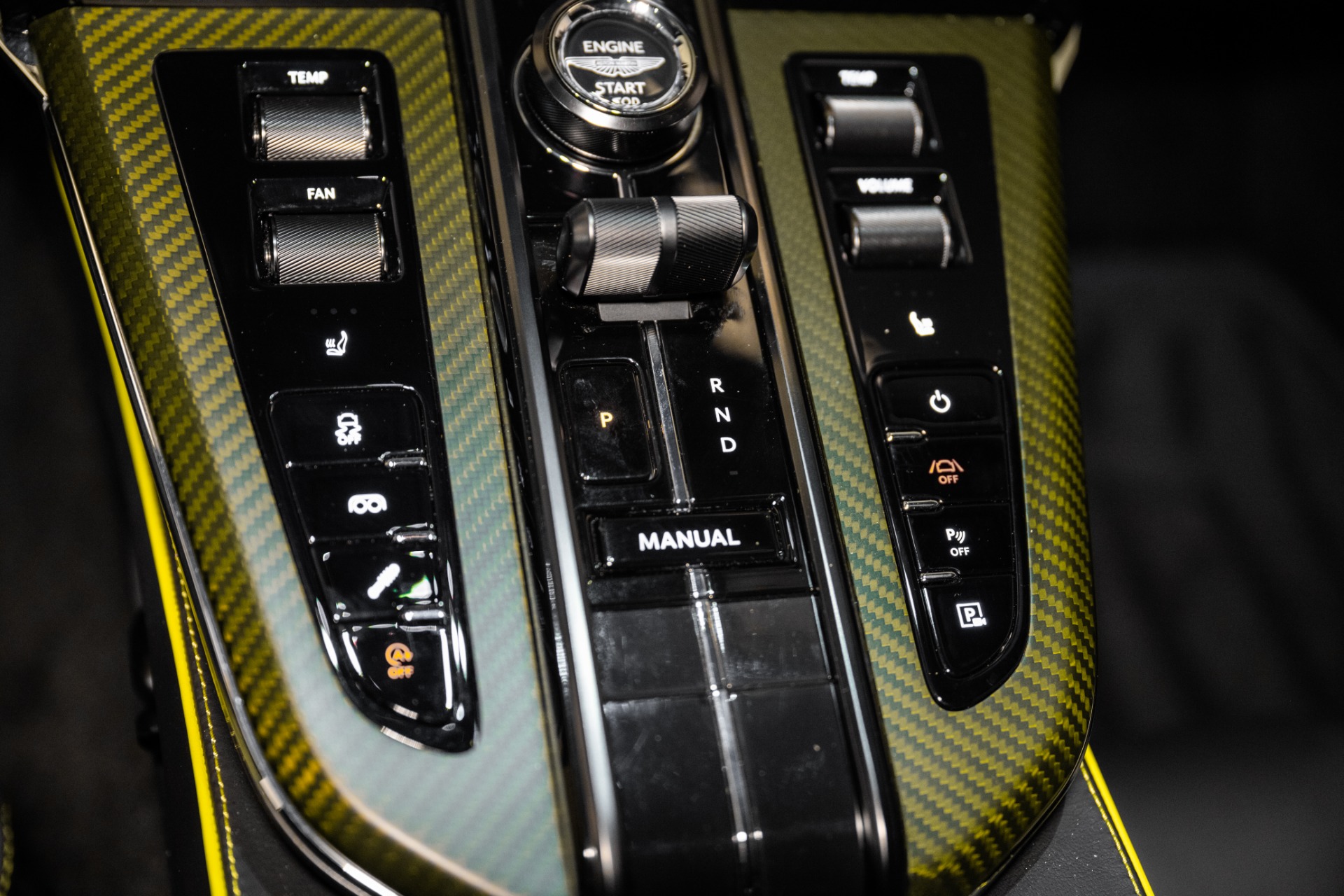 2025 Aston Martin Vantage AM6 photo 25