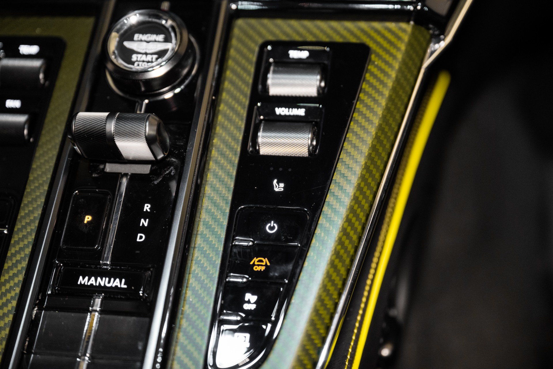 2025 Aston Martin Vantage AM6 photo 29