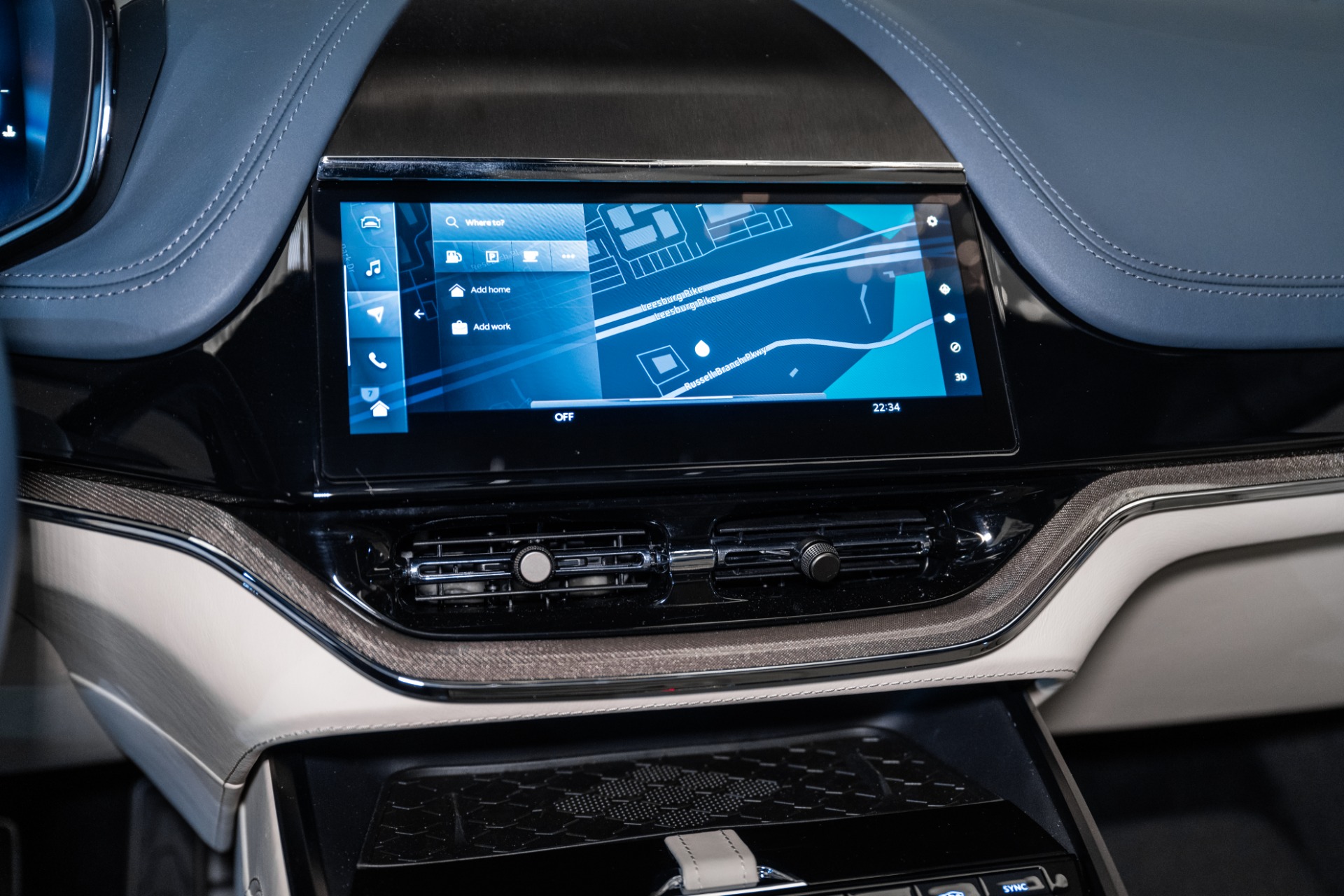 2025 Aston Martin DBX AM8 DBX707 photo 9