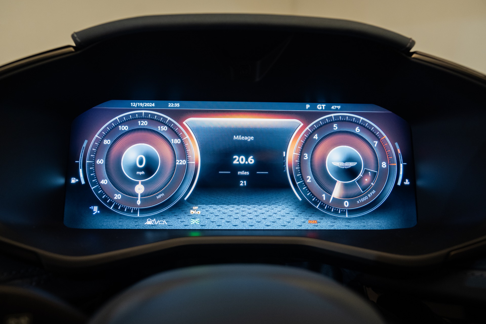 2025 Aston Martin DBX AM8 DBX707 photo 5