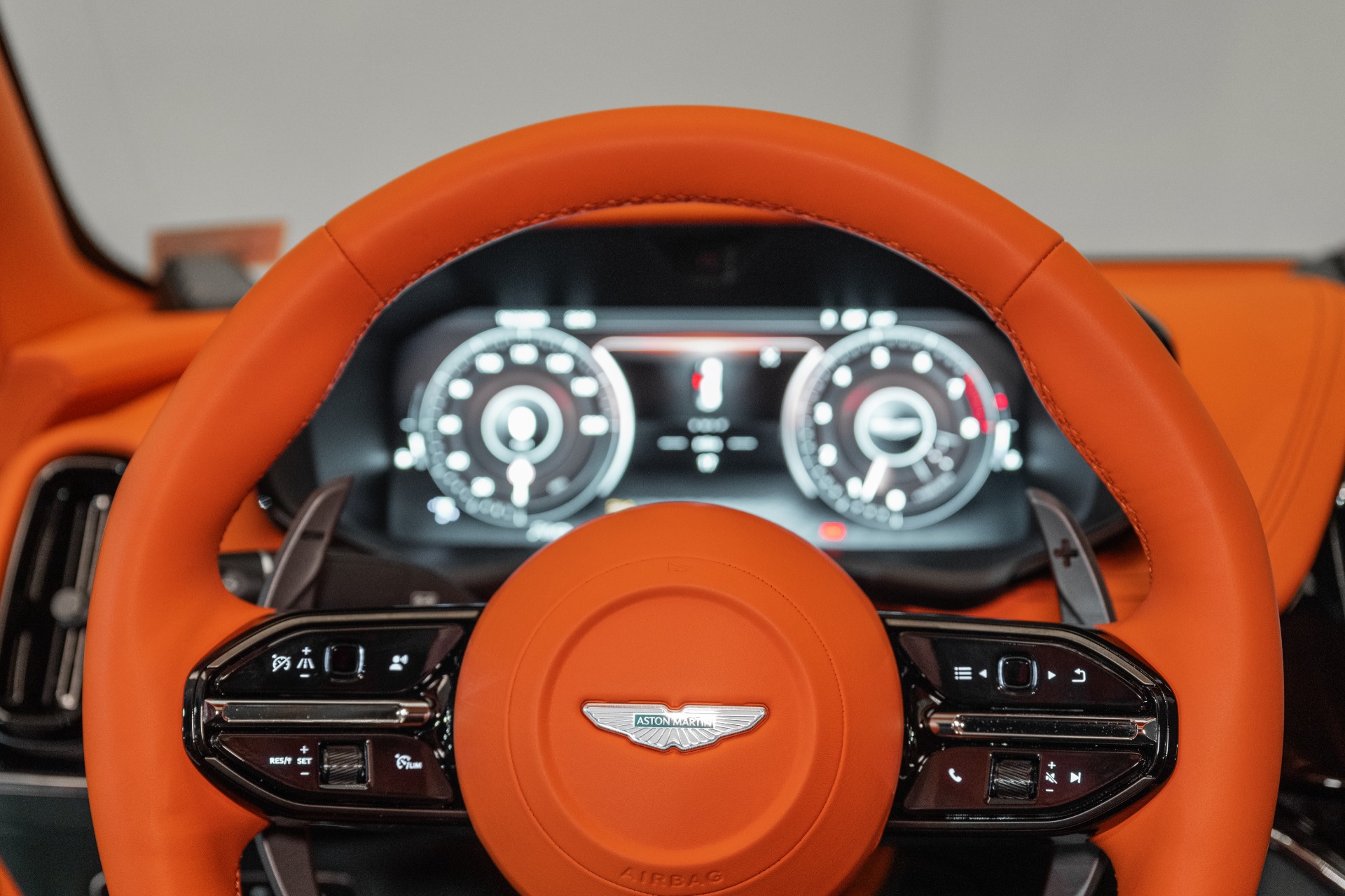 New 2025 Aston Martin DBX 707 For Sale | Exclusive Automotive