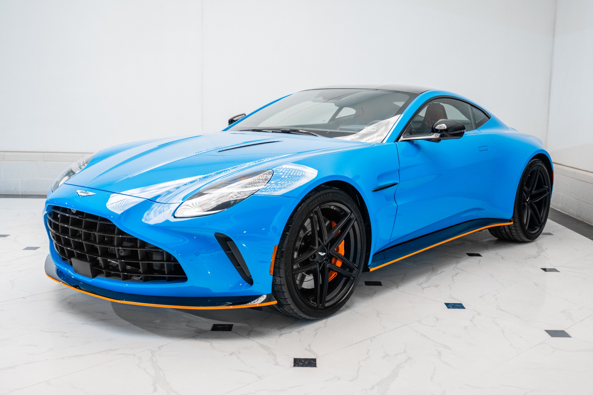2025 Aston Martin Vantage Base - Photo 38