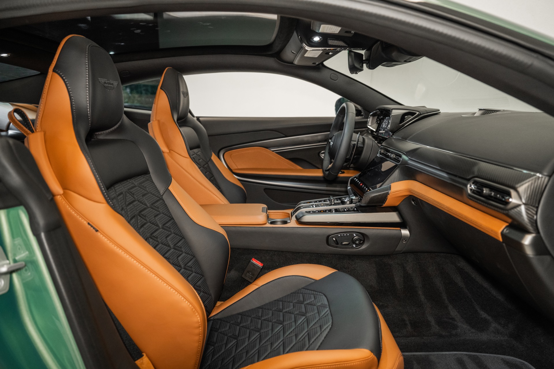 2025 Aston Martin Vanquish AM7 photo 13