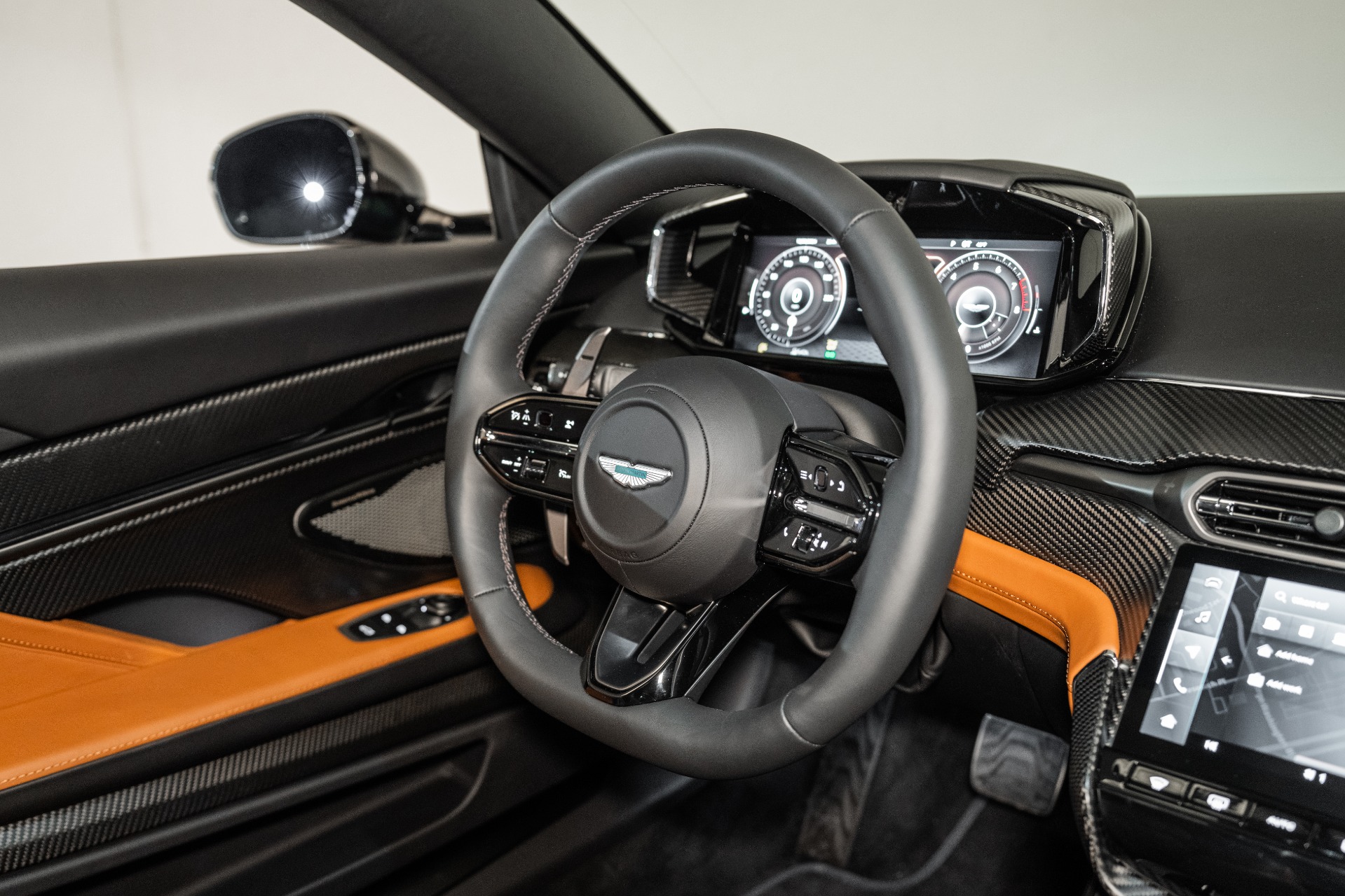 2025 Aston Martin Vanquish AM7 photo 18