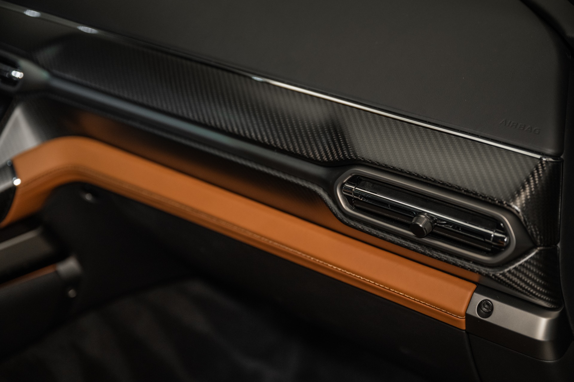 2025 Aston Martin Vanquish AM7 photo 30
