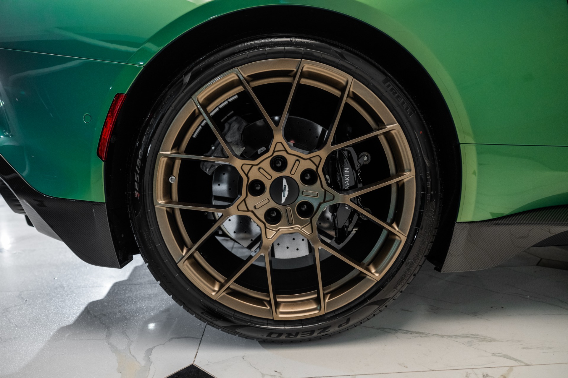 2025 Aston Martin Vanquish AM7 photo 37